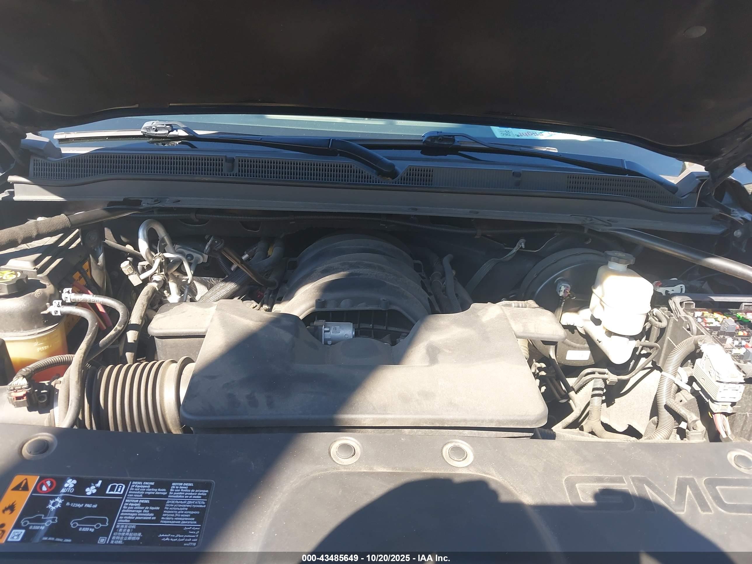 GMC YUKON image 10