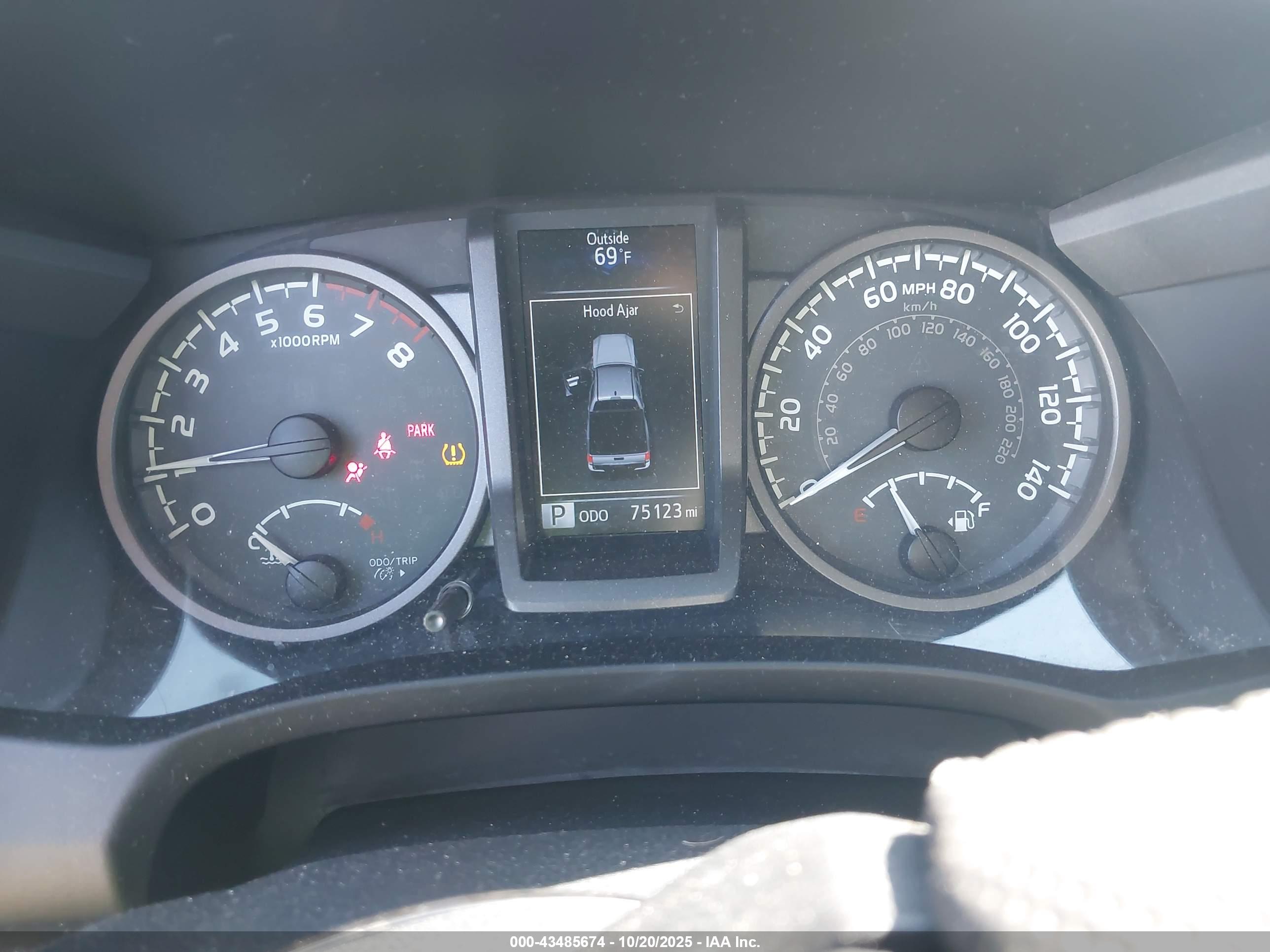TOYOTA TACOMA image 7