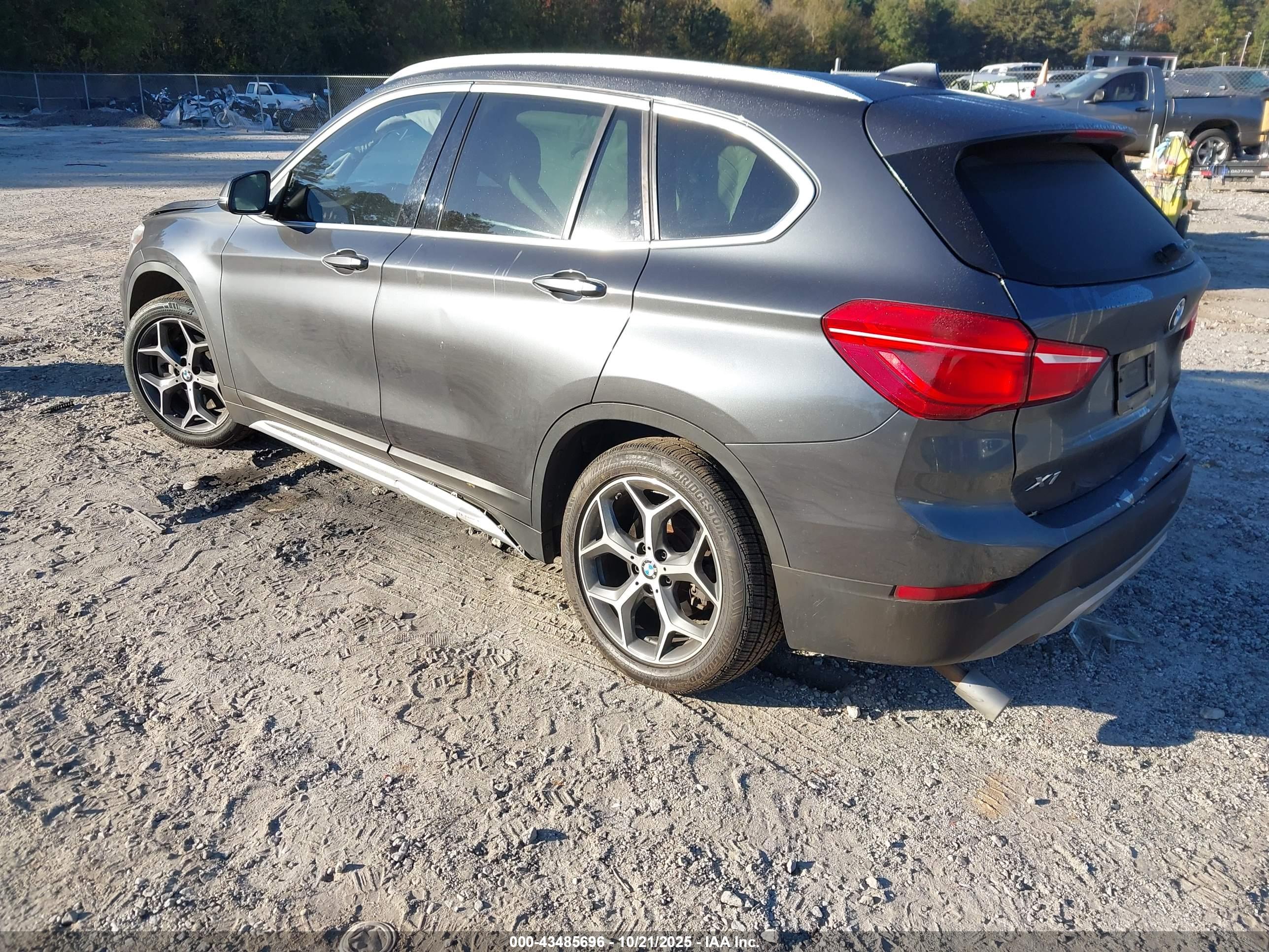BMW X1 image 3