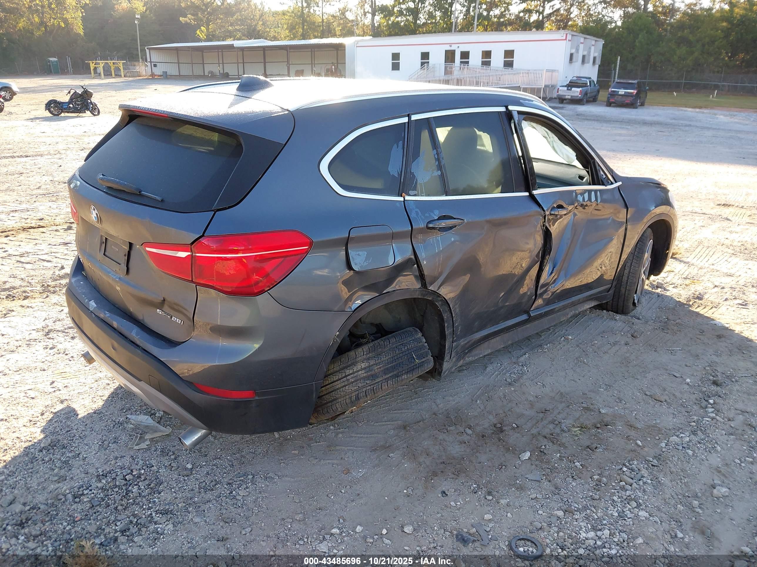BMW X1 image 4