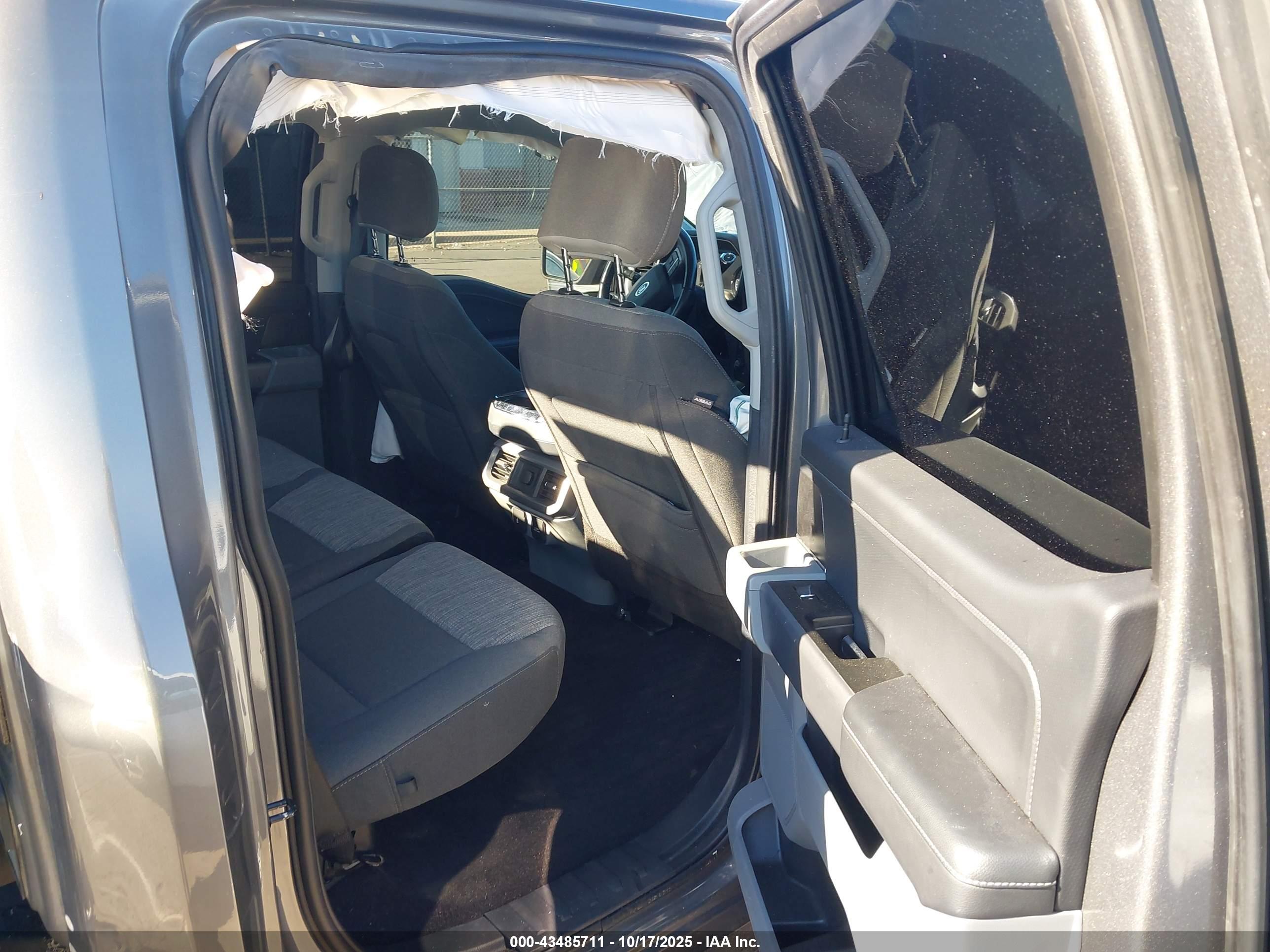 FORD F-150 image 8