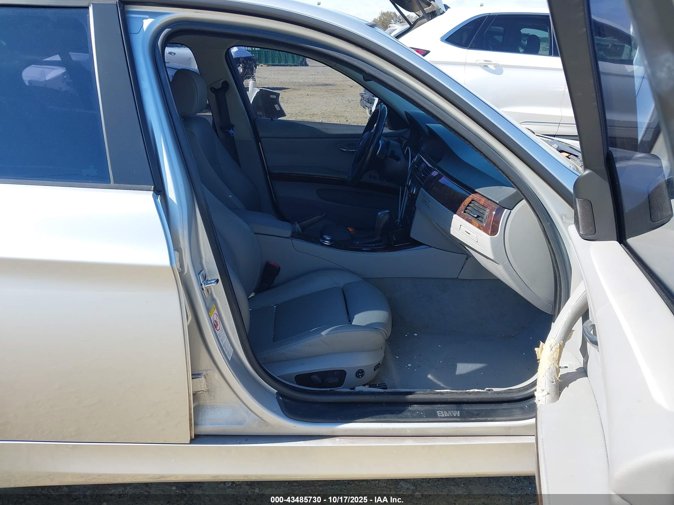 BMW 328I image 5