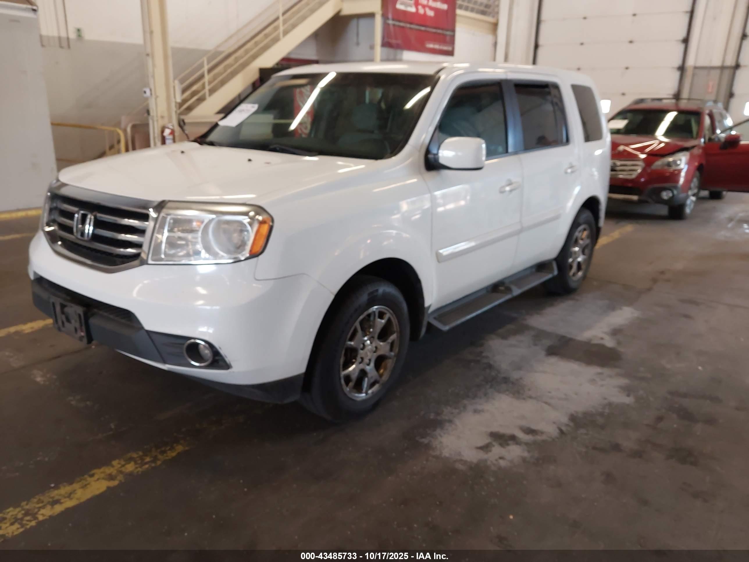 HONDA PILOT image 2