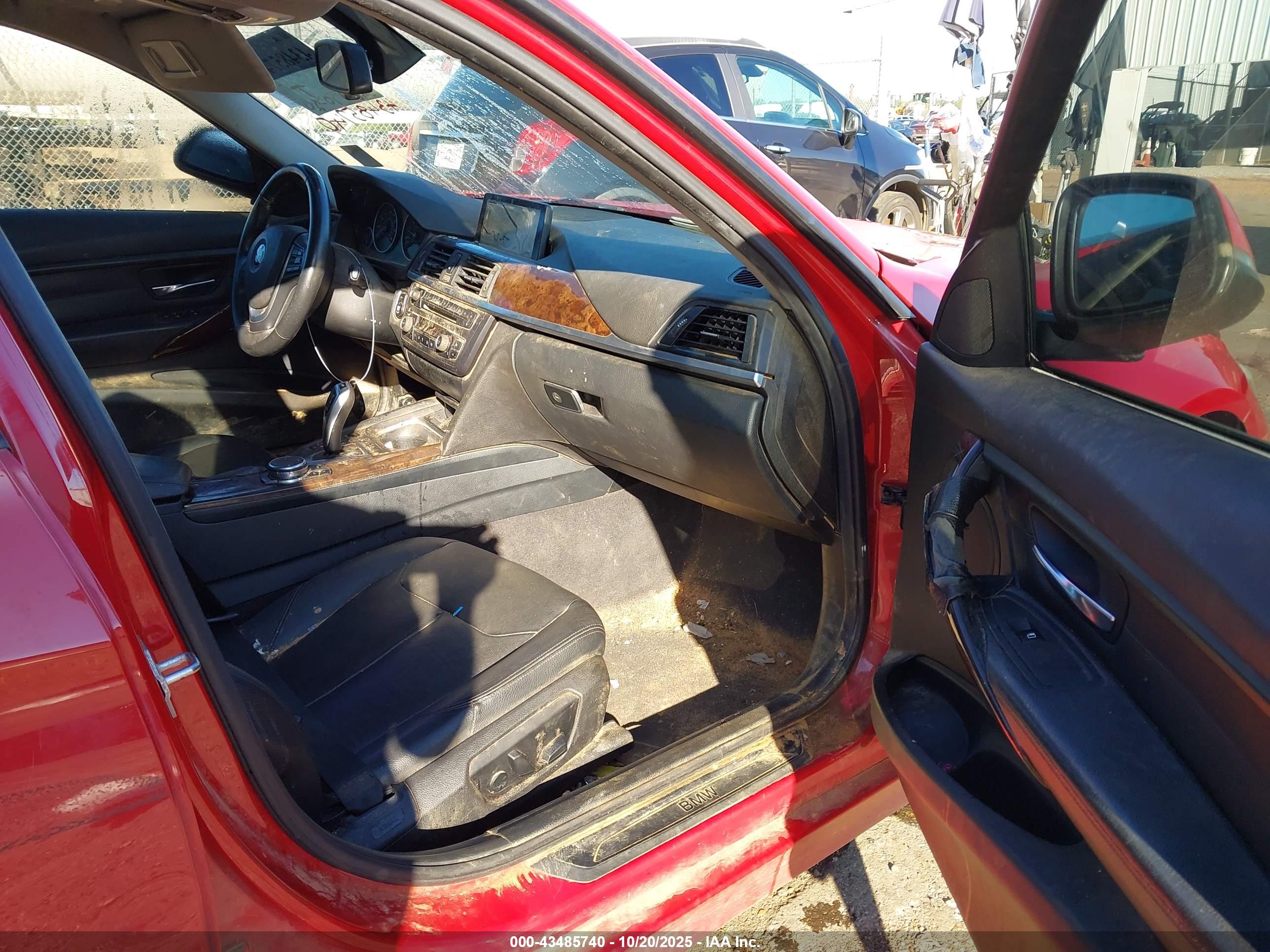 BMW 328I image 5