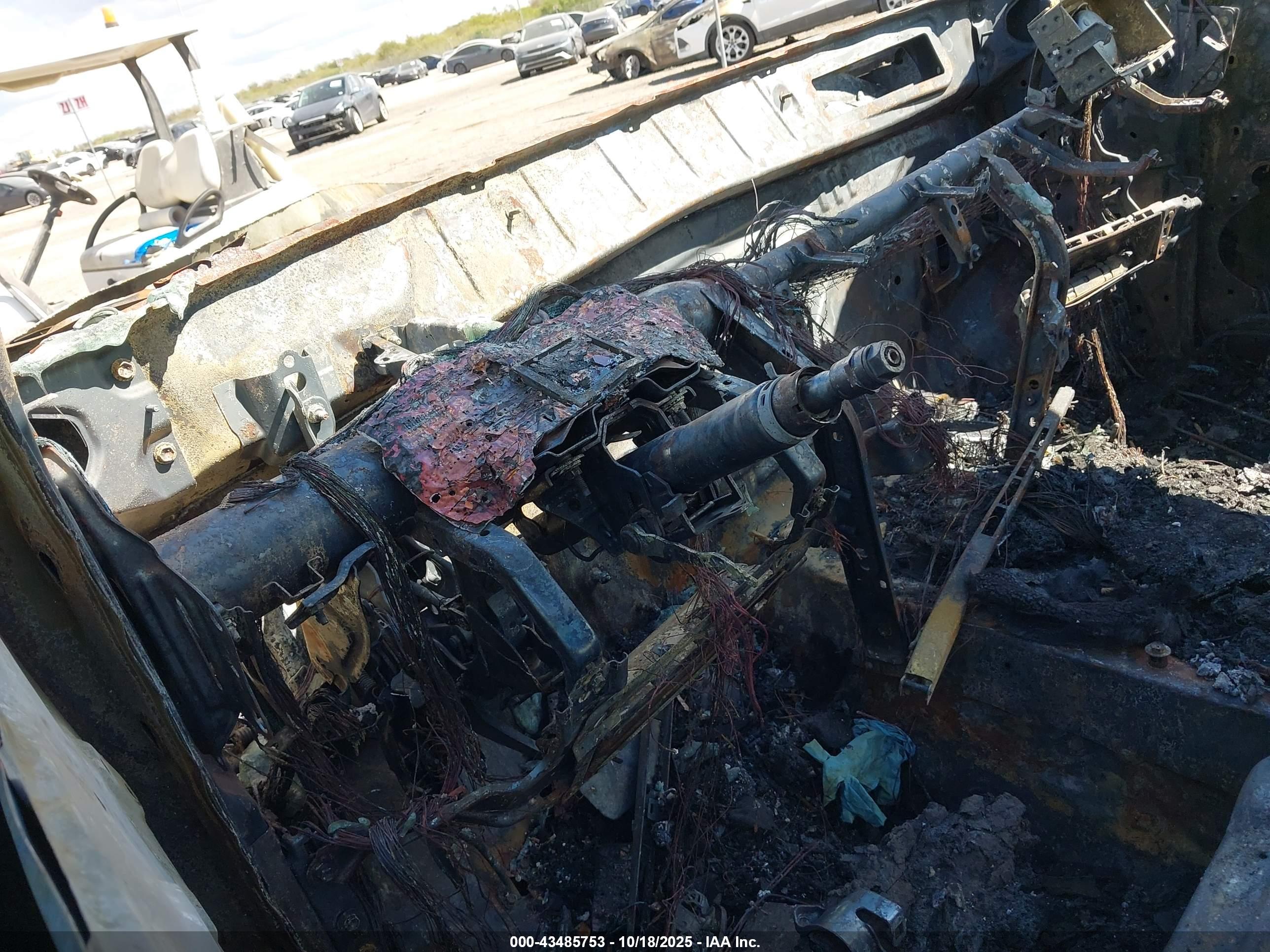 TOYOTA TUNDRA image 7
