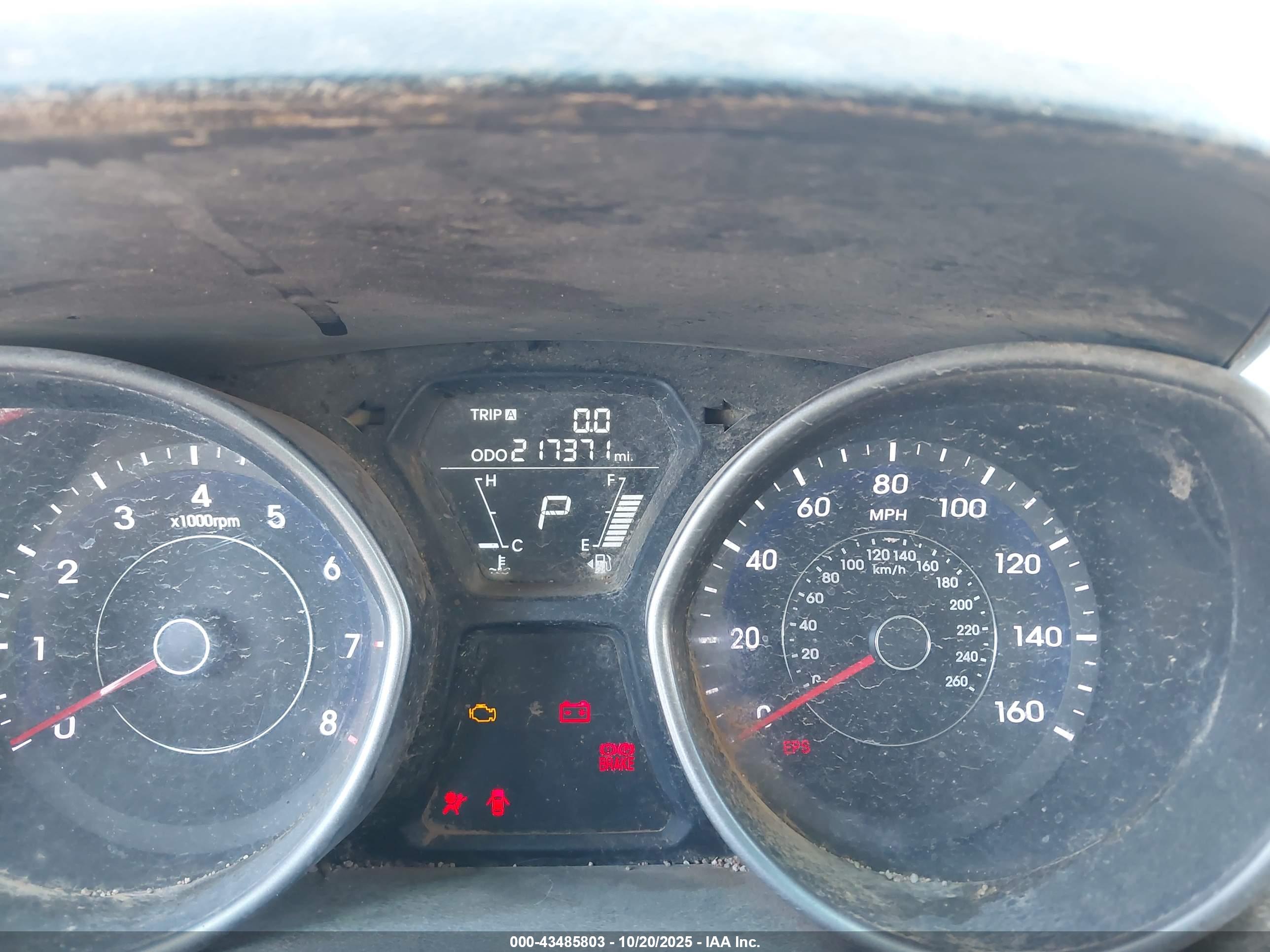 HYUNDAI ELANTRA image 7