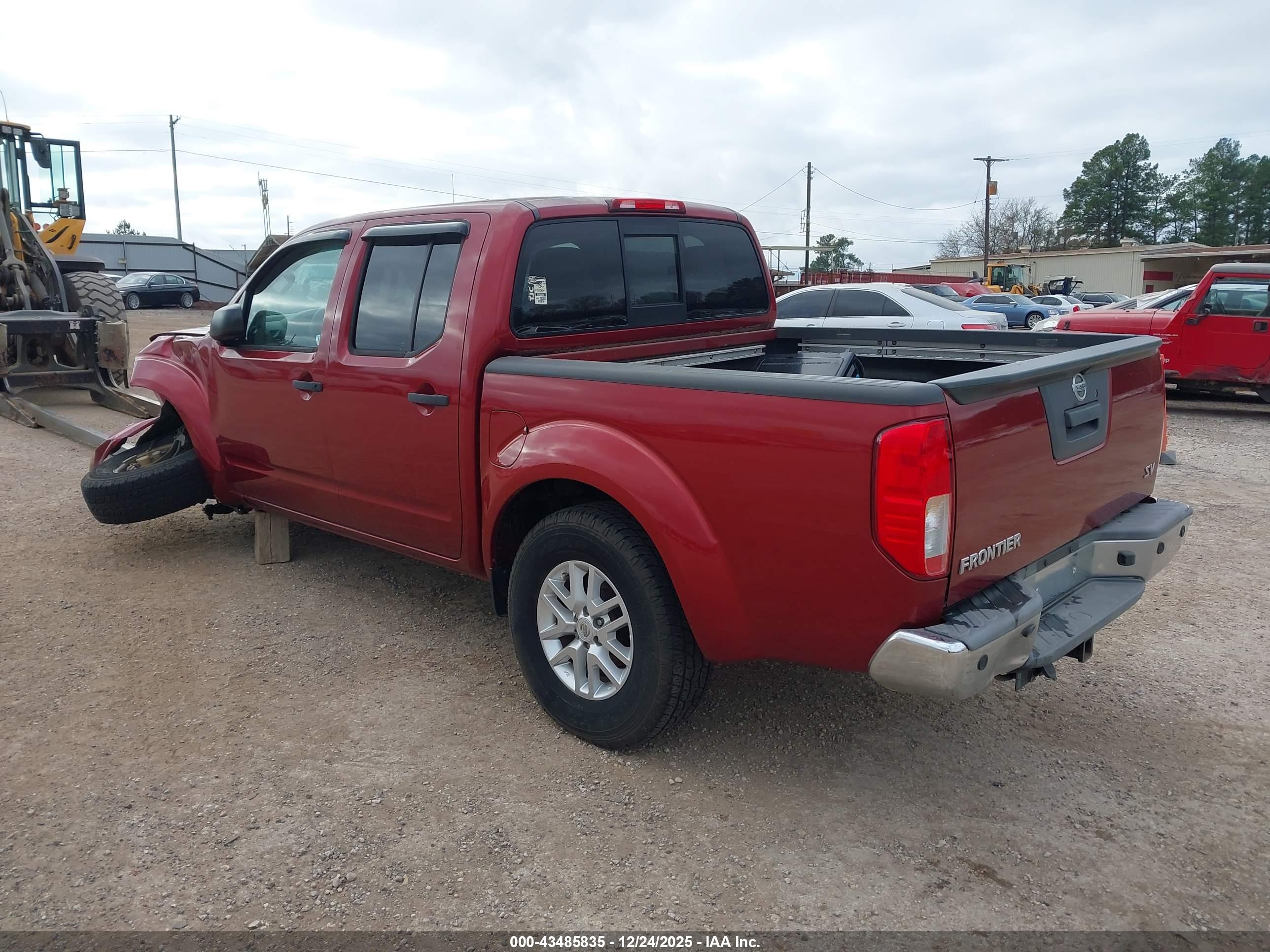 NISSAN FRONTIER image 3