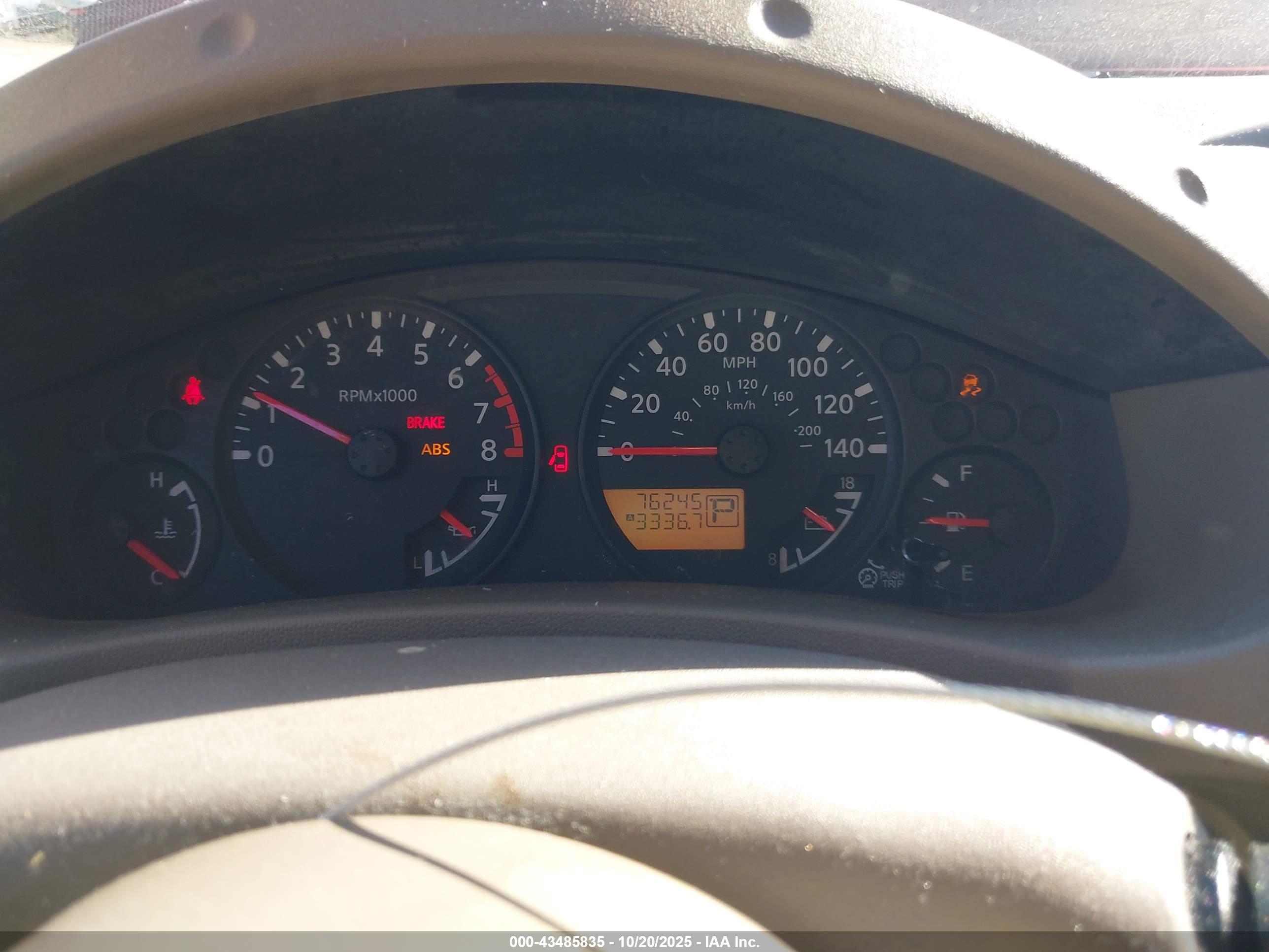 NISSAN FRONTIER image 7