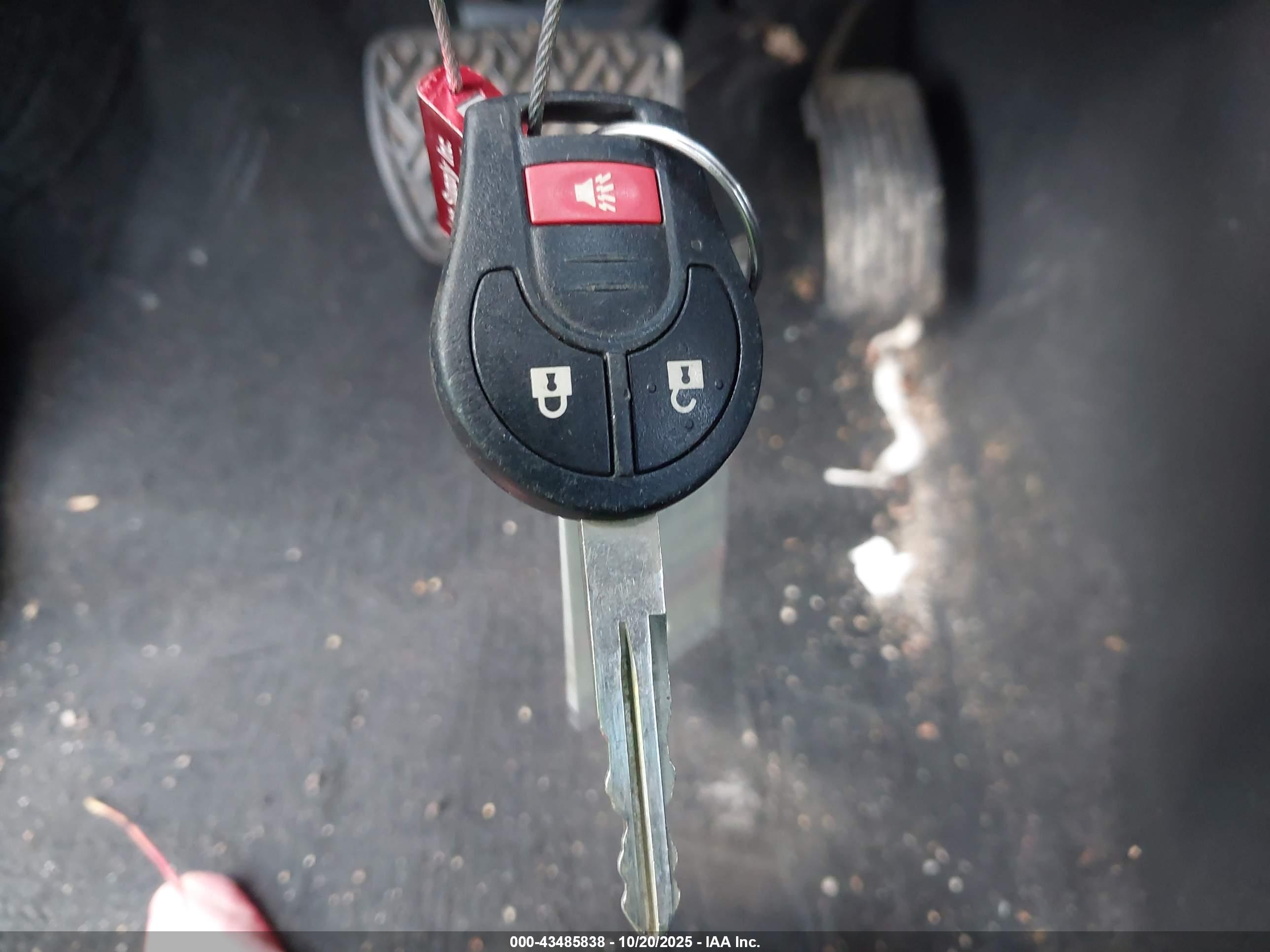 NISSAN ROGUE image 11