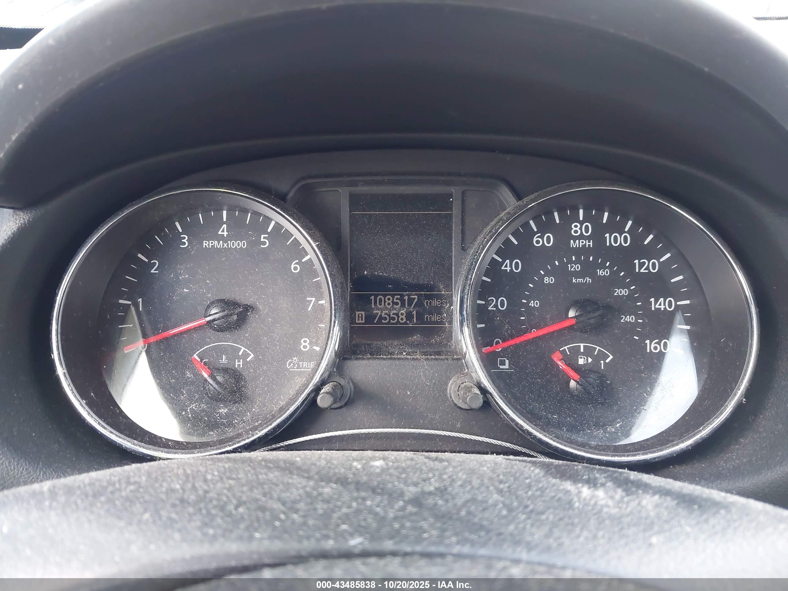 NISSAN ROGUE image 7