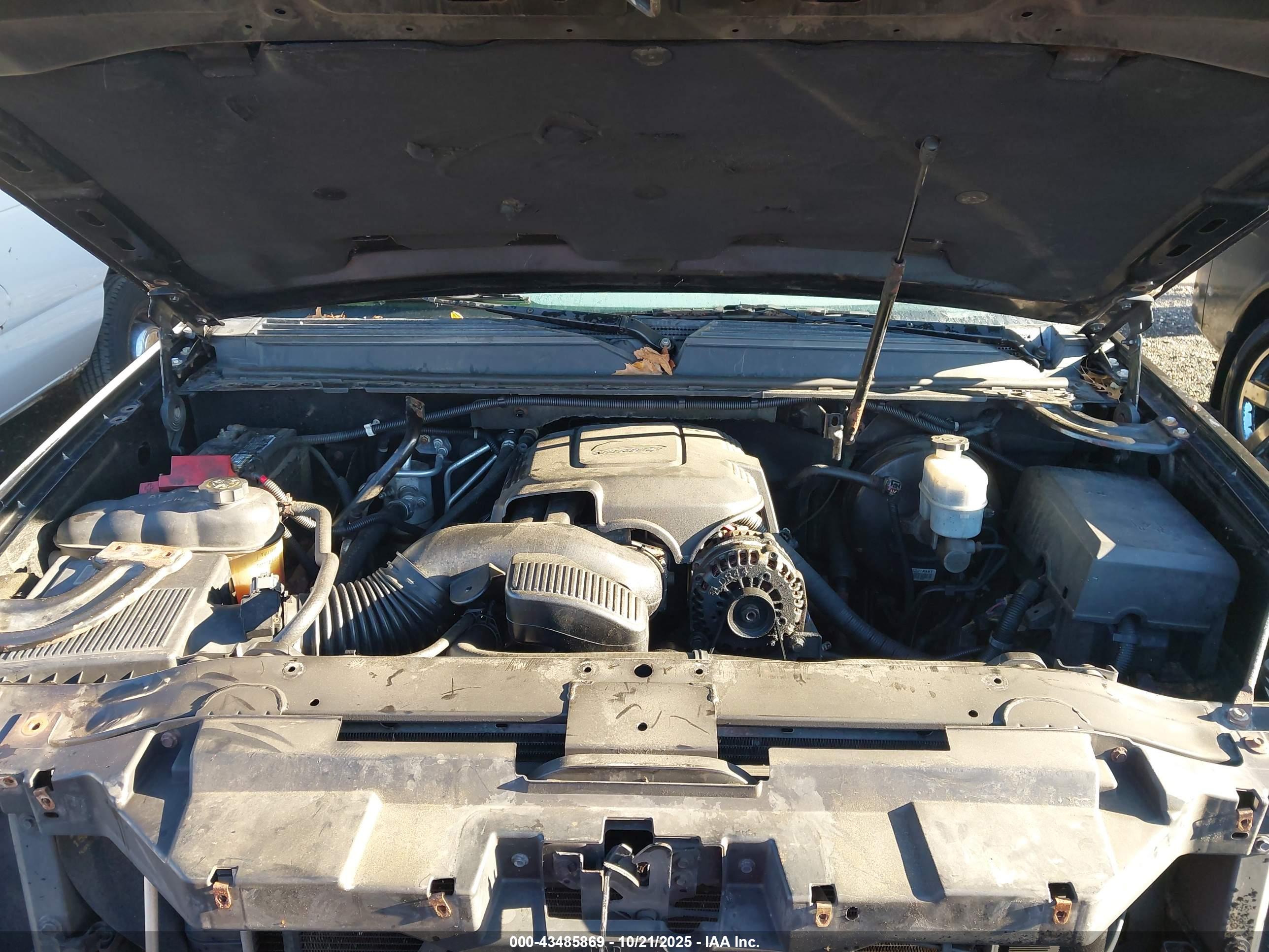 CADILLAC ESCALADE image 10