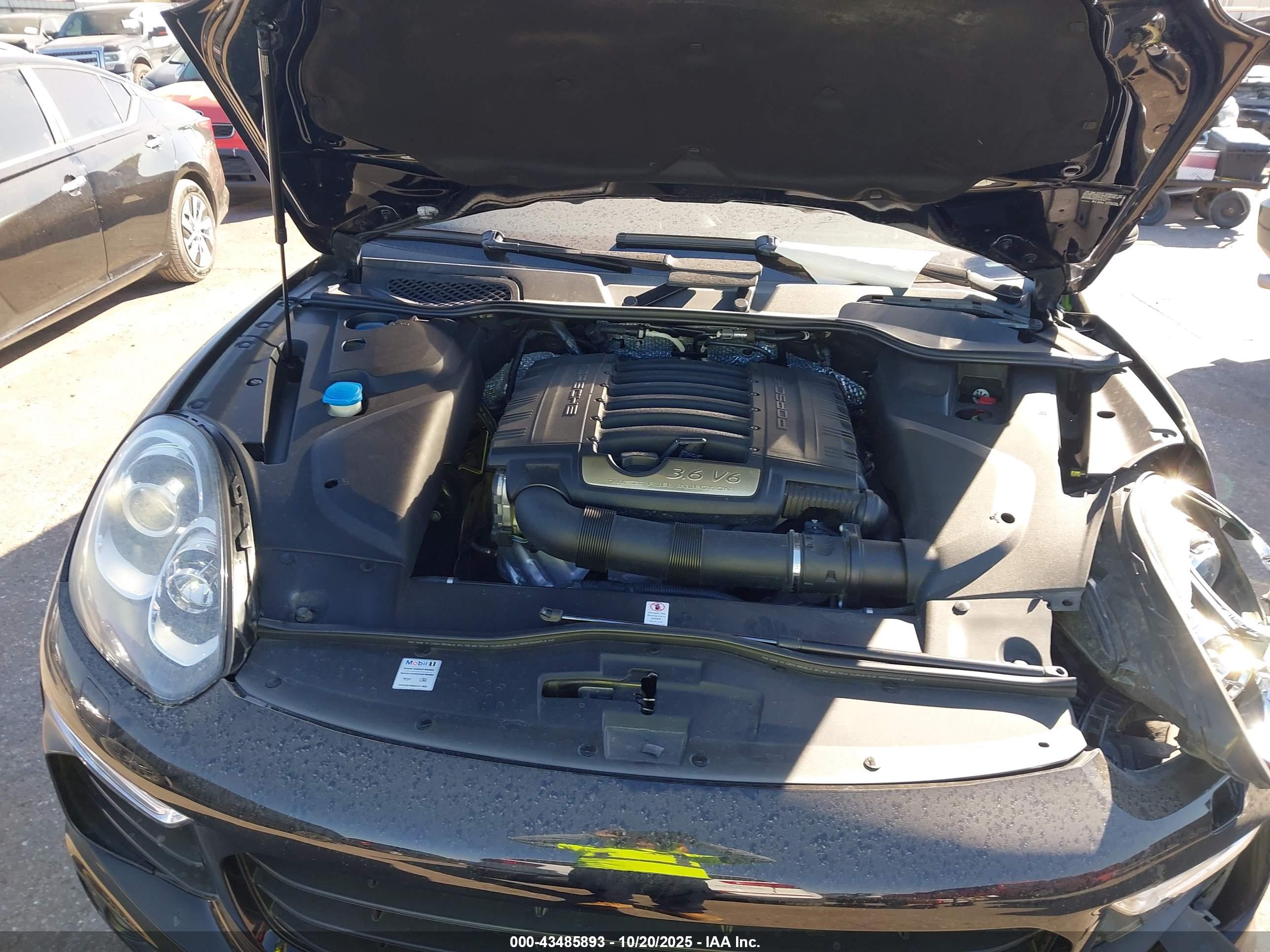 PORSCHE CAYENNE image 10