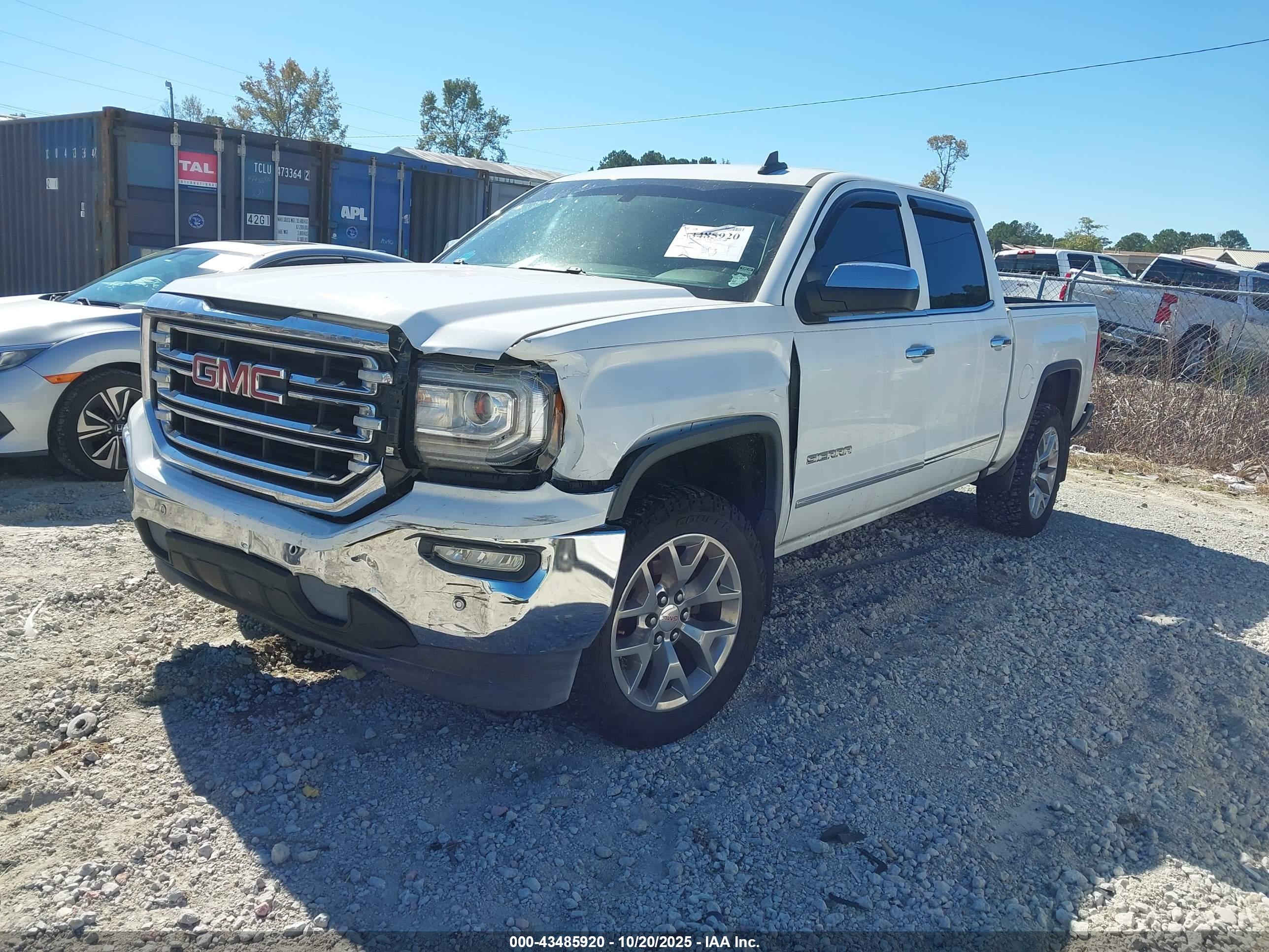 GMC SIERRA image 2