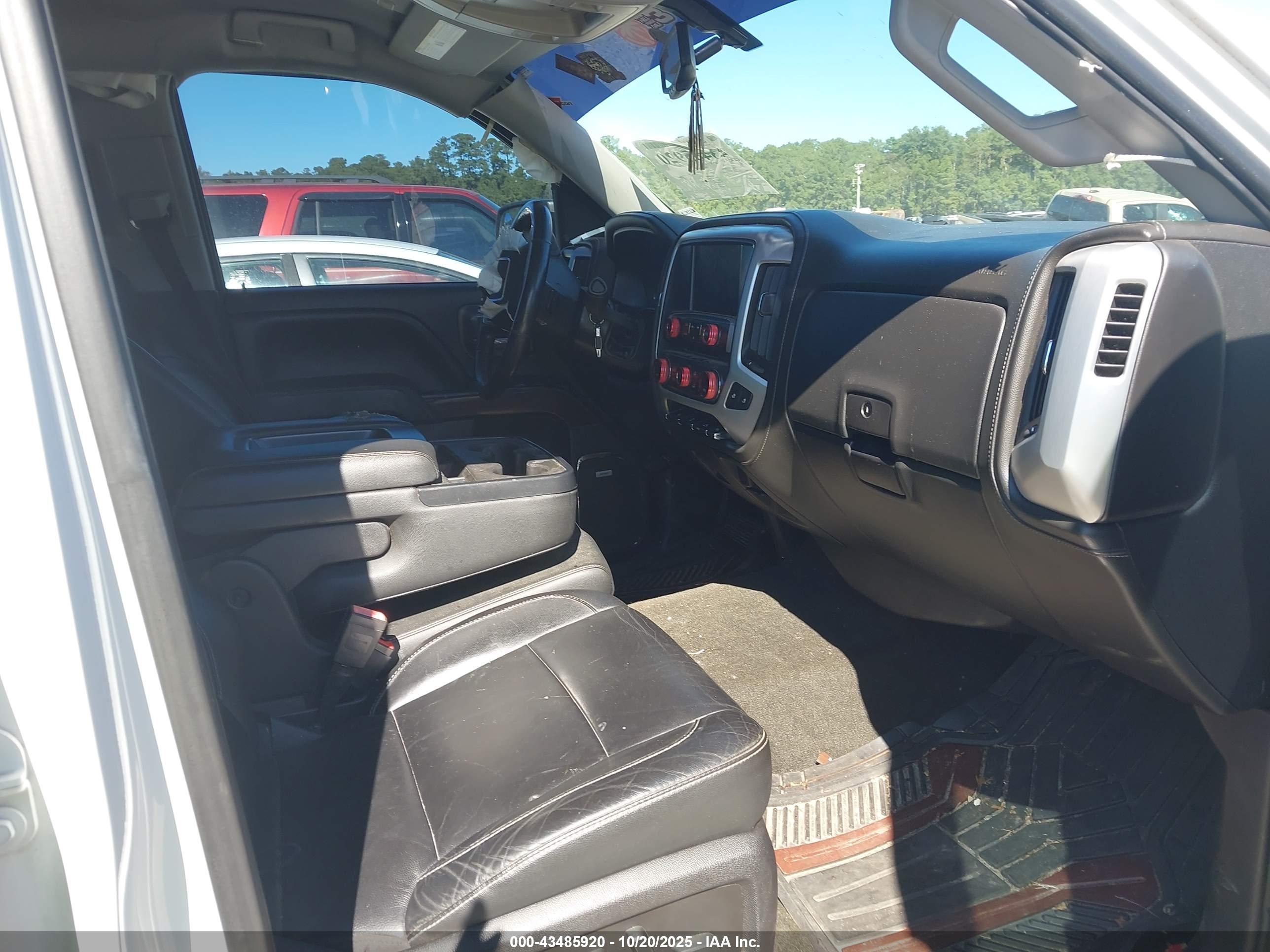 GMC SIERRA image 5