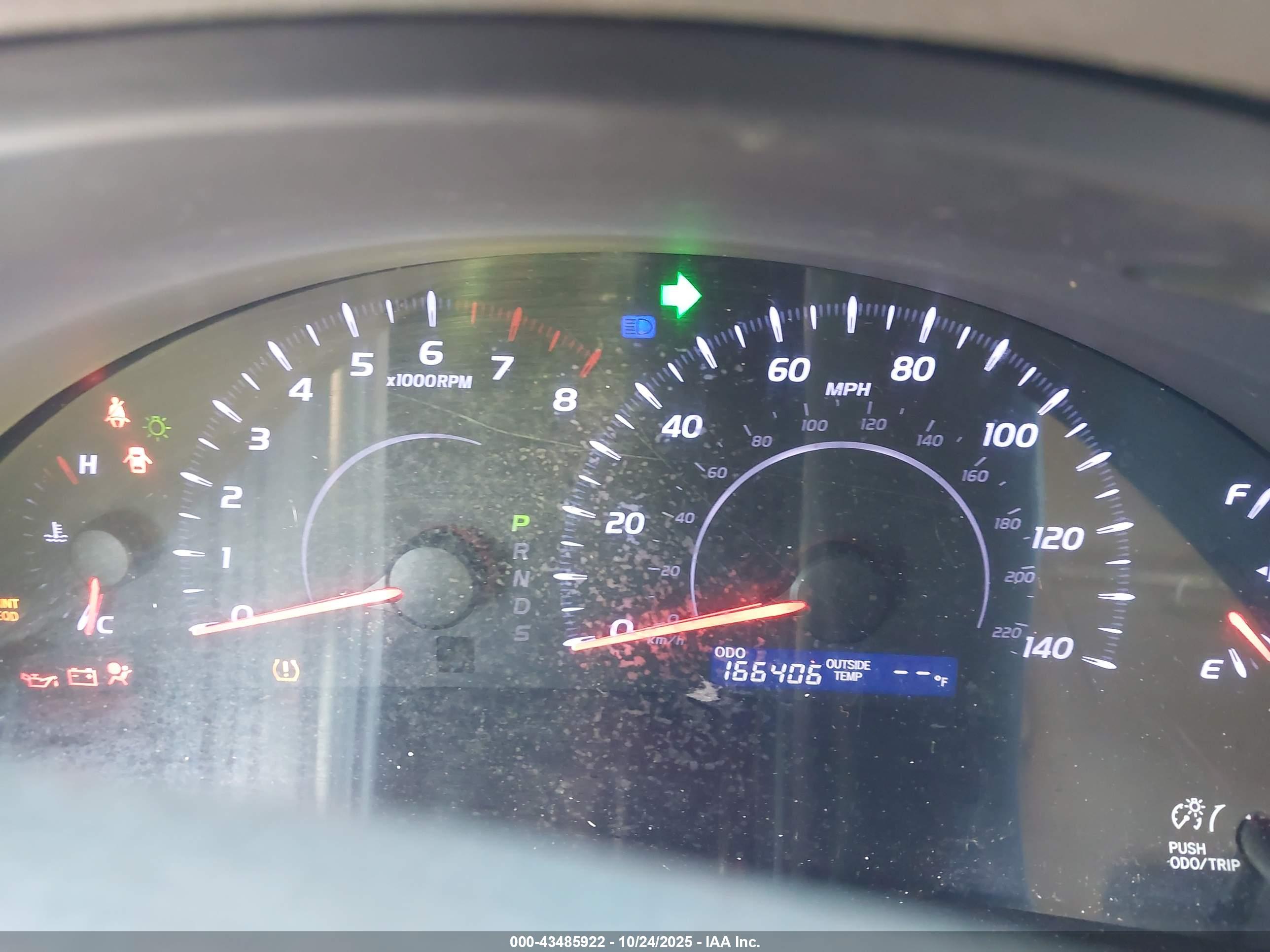 TOYOTA CAMRY image 7
