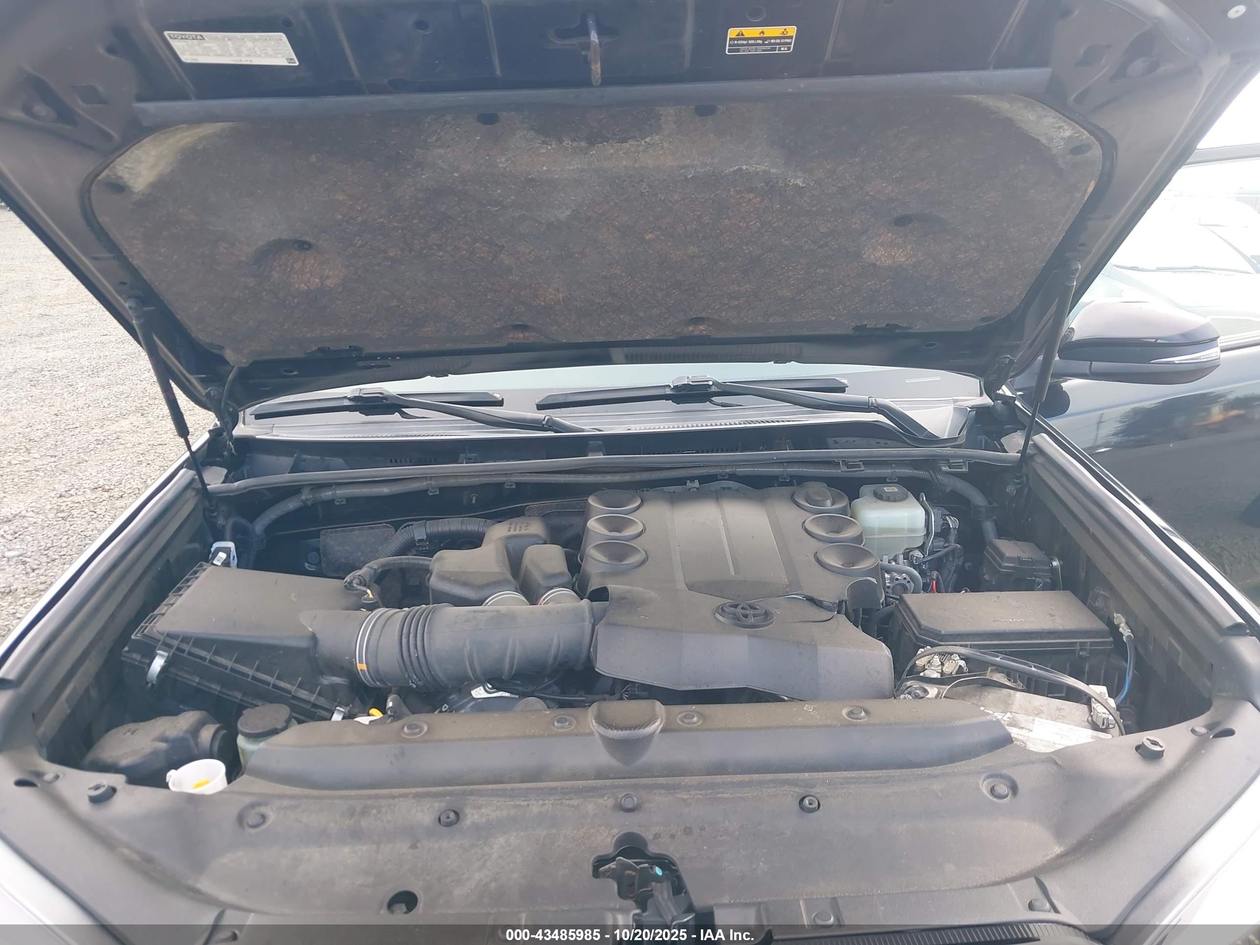 TOYOTA 4RUNNER image 10