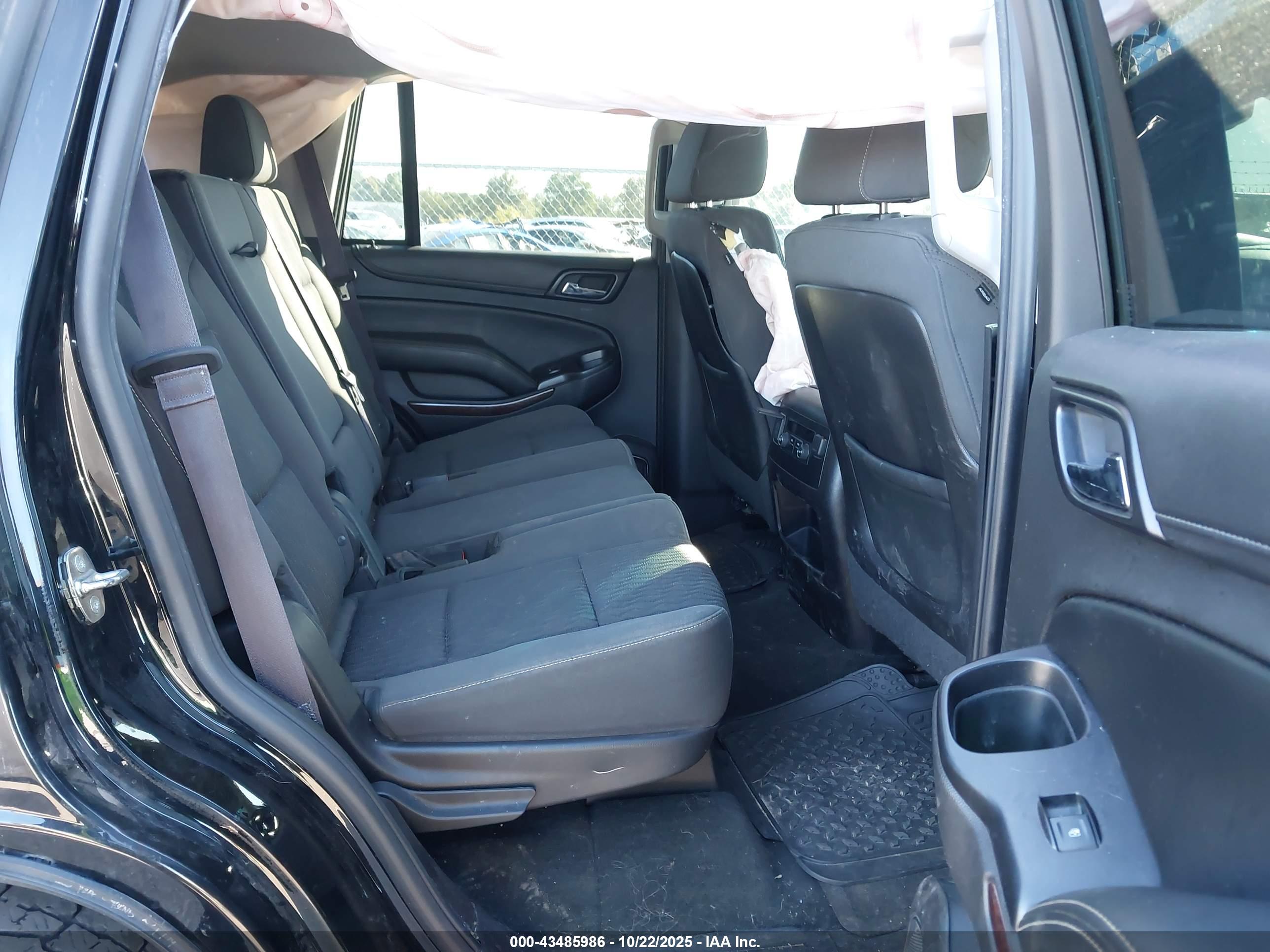 GMC YUKON image 8
