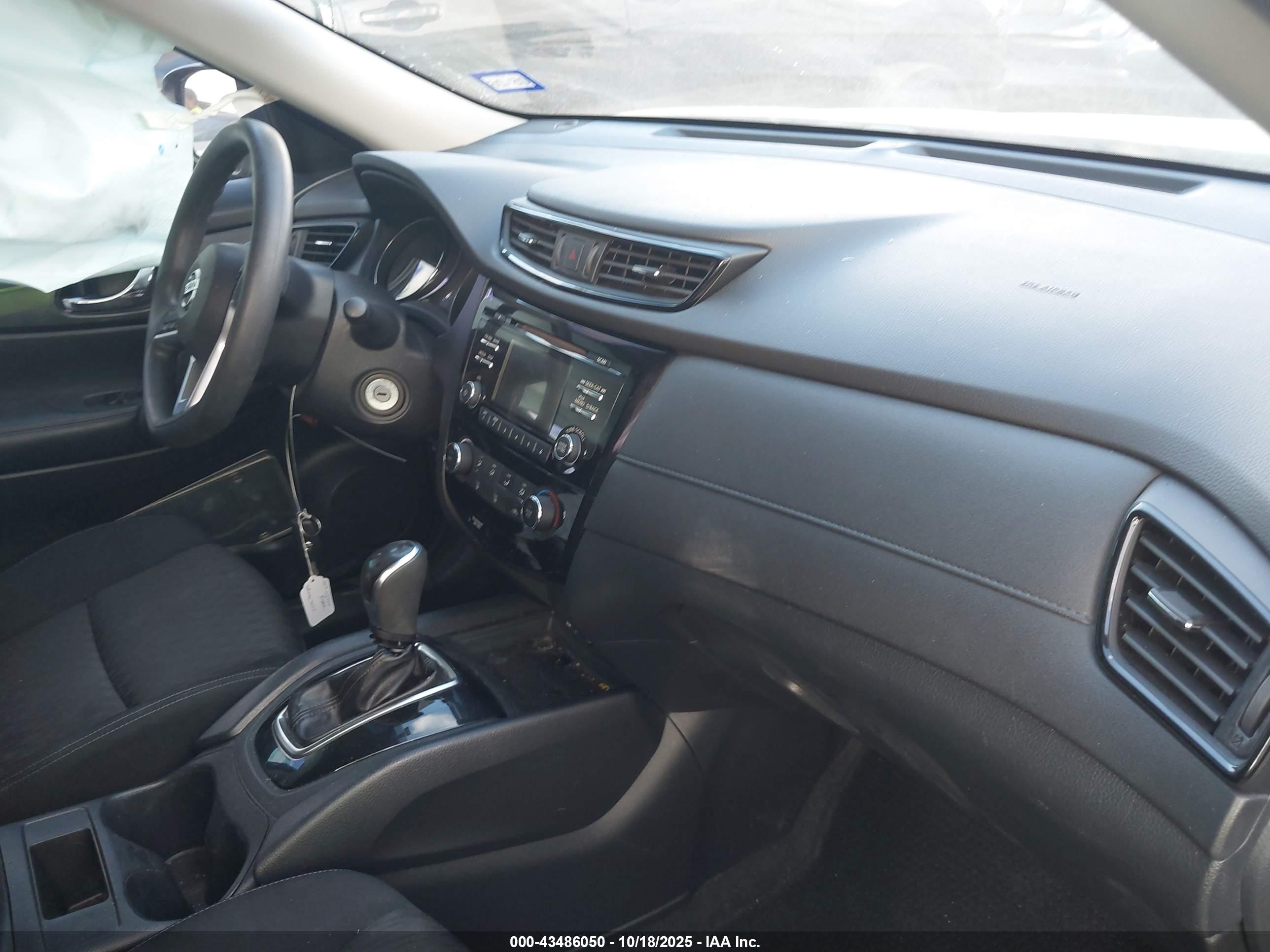 NISSAN ROGUE image 5