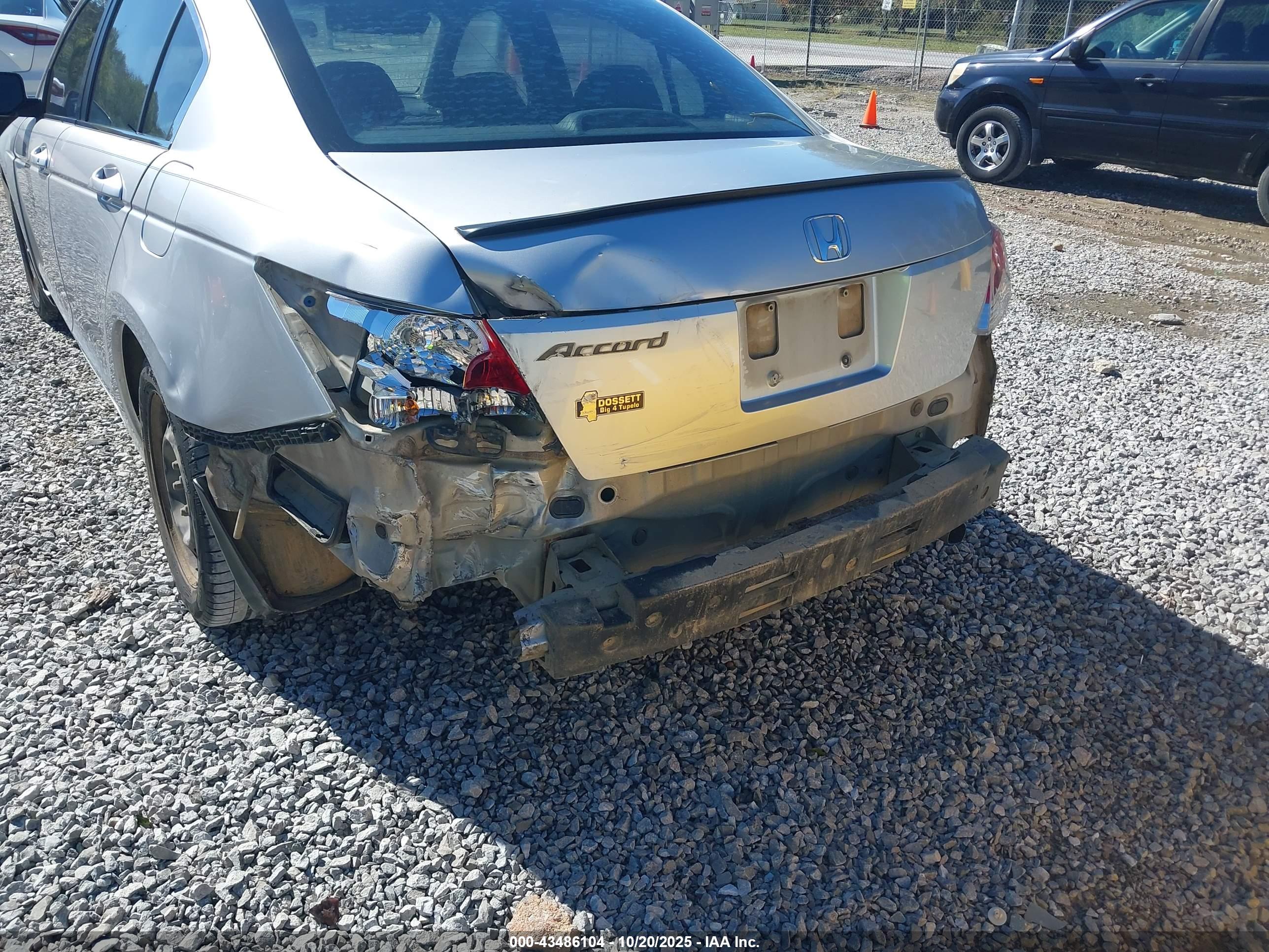 HONDA ACCORD image 6