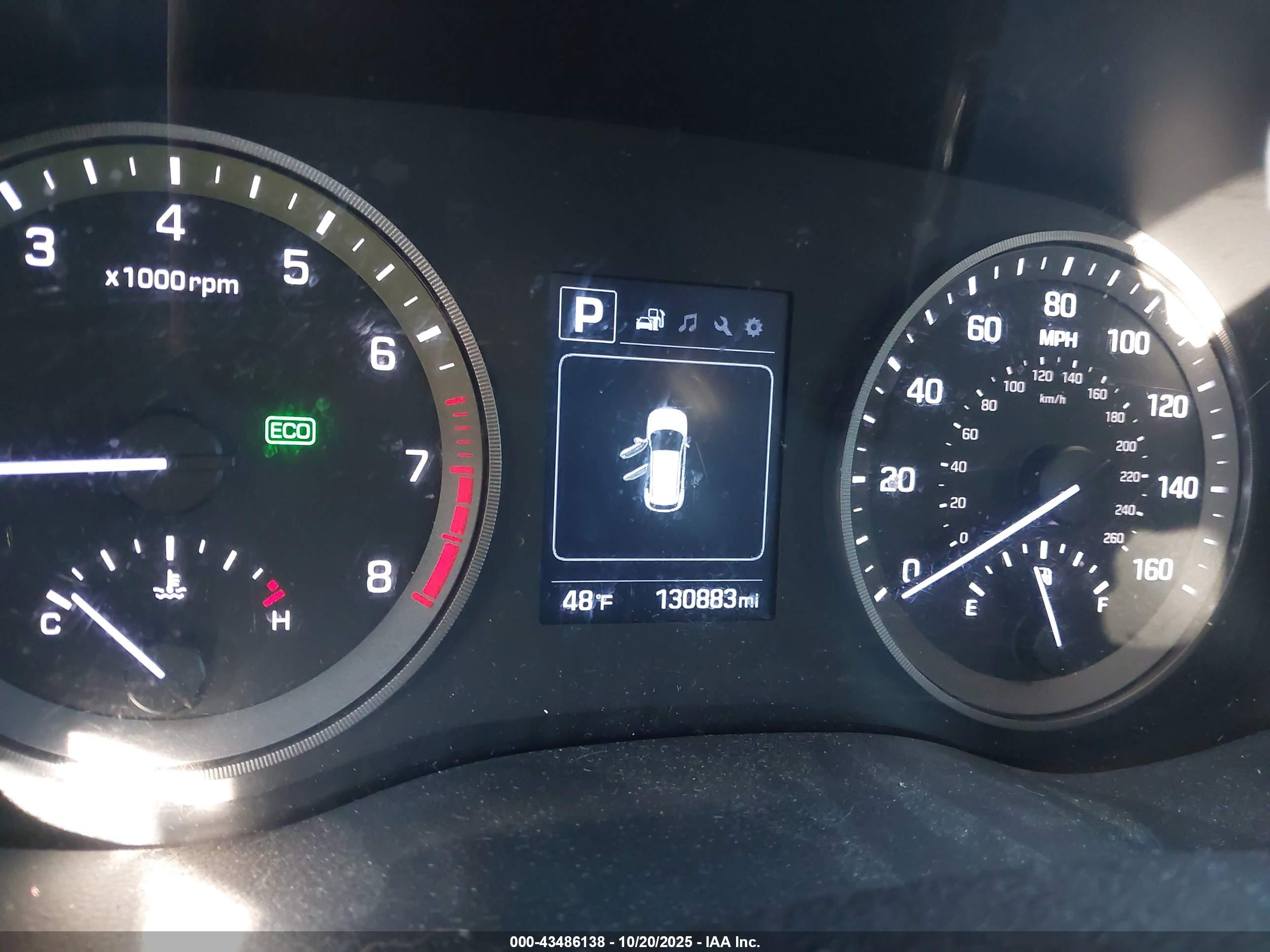 HYUNDAI TUCSON image 7
