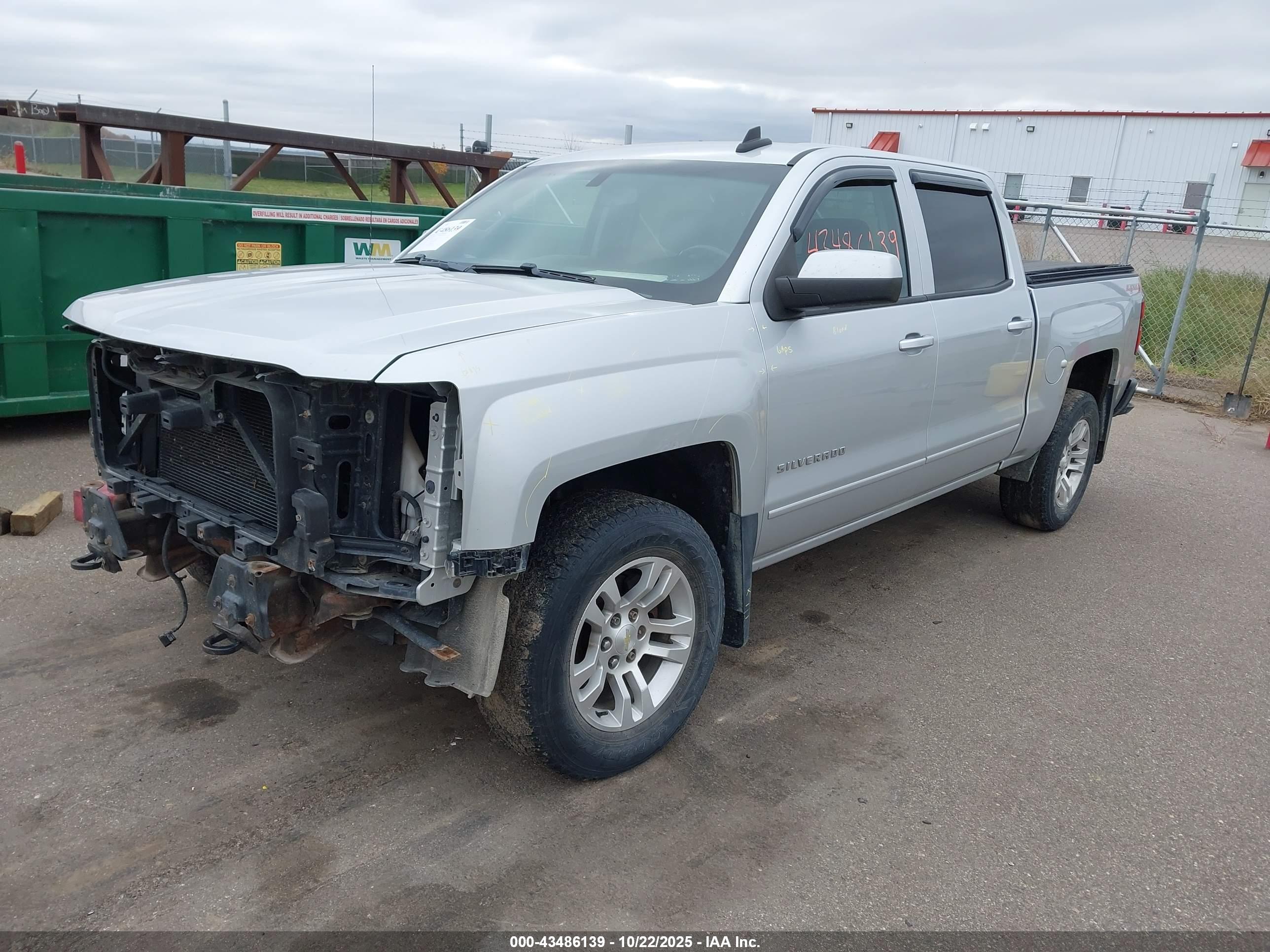 CHEVROLET SILVERADO image 2