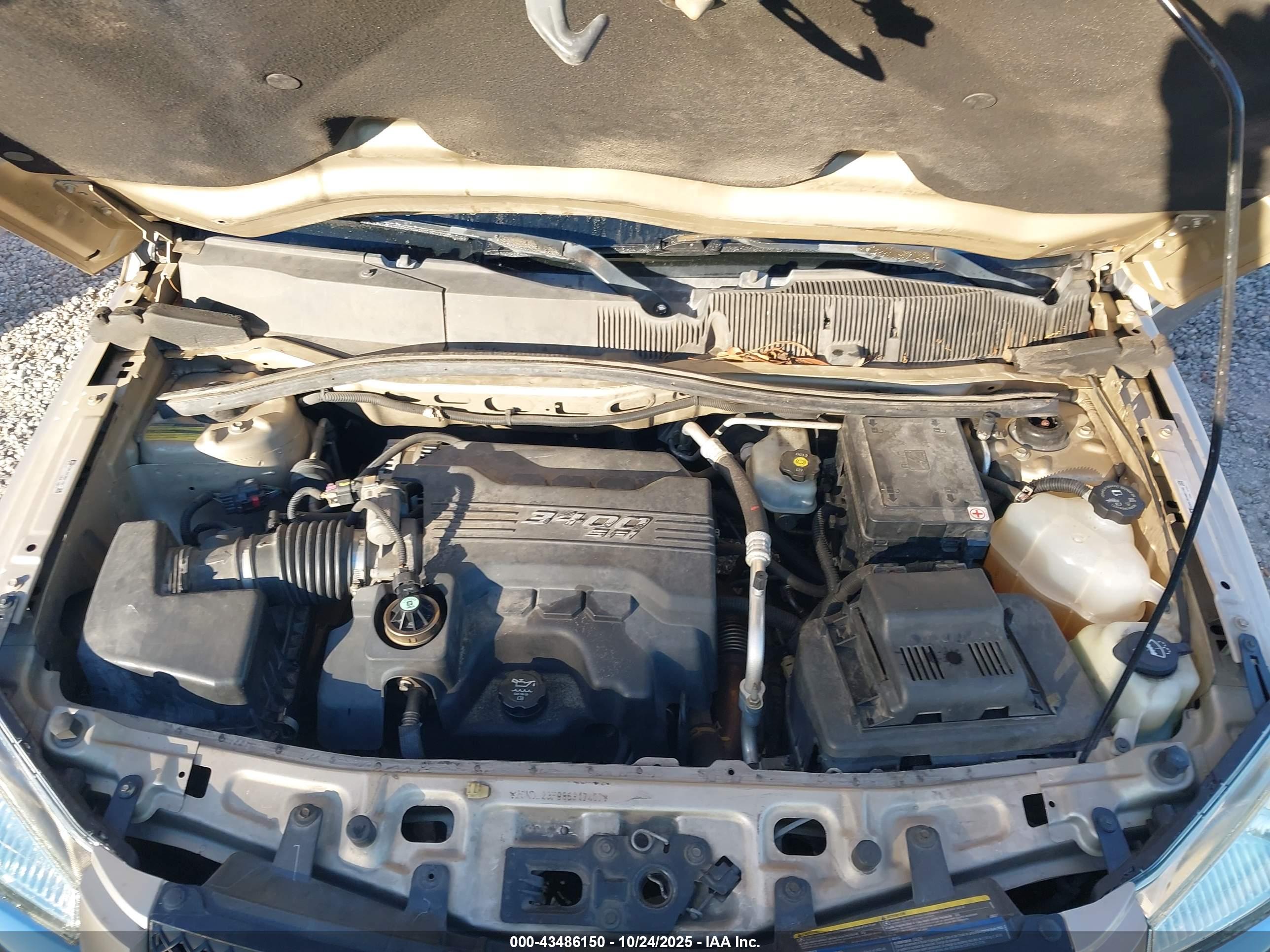 CHEVROLET EQUINOX image 10