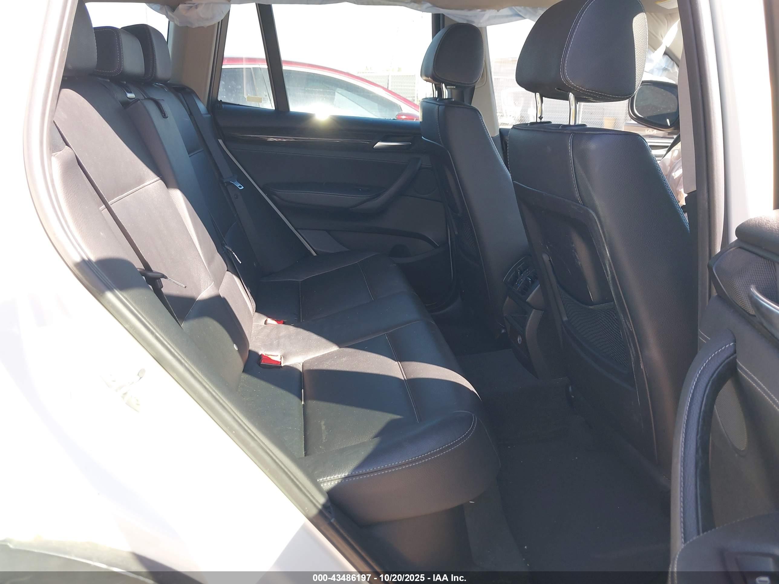 BMW X3 image 8