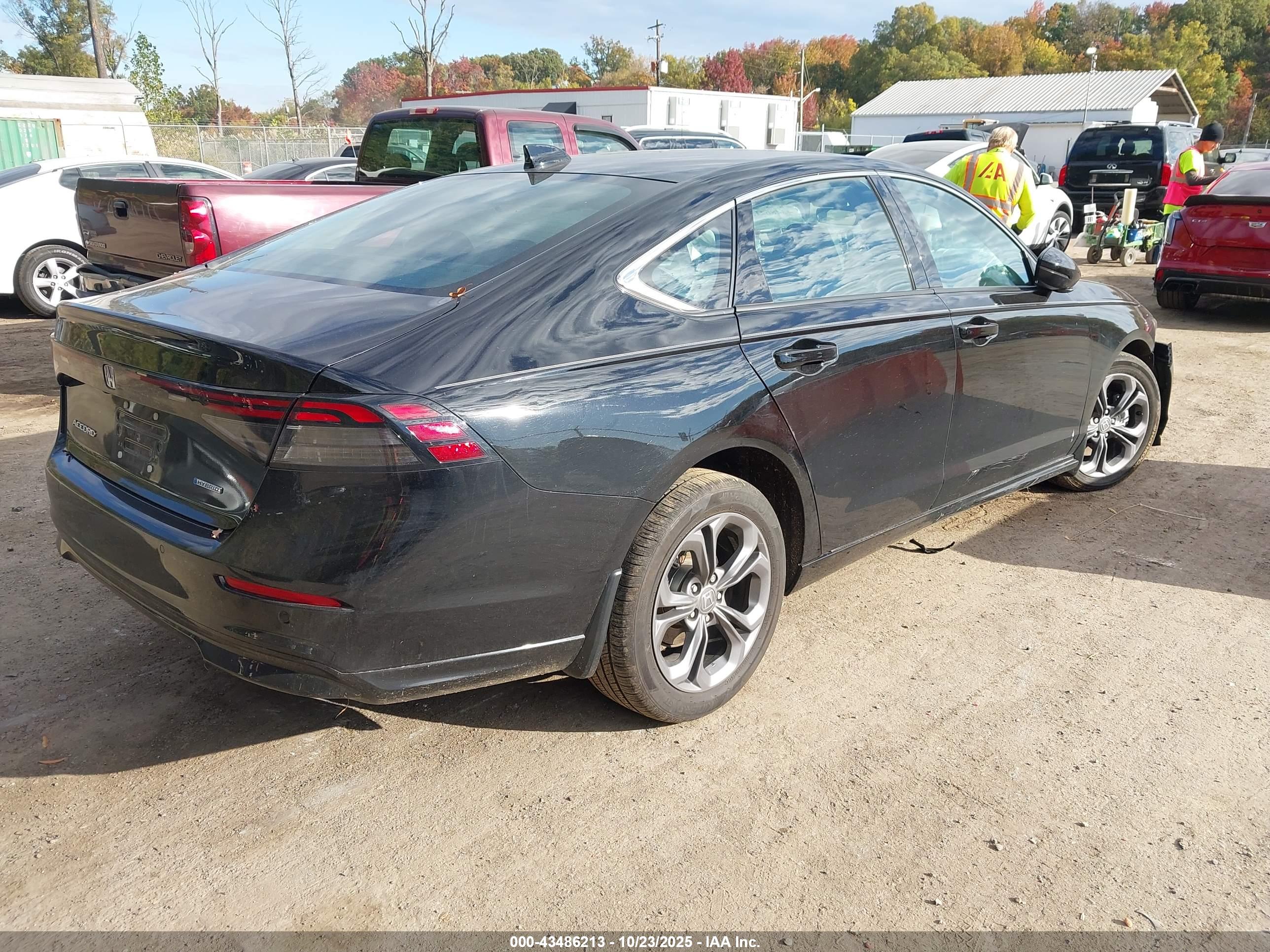 HONDA ACCORD image 4