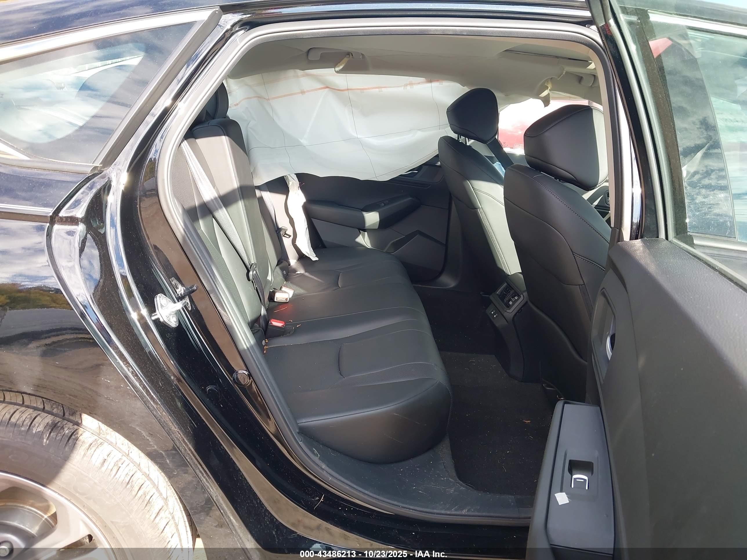 HONDA ACCORD image 8