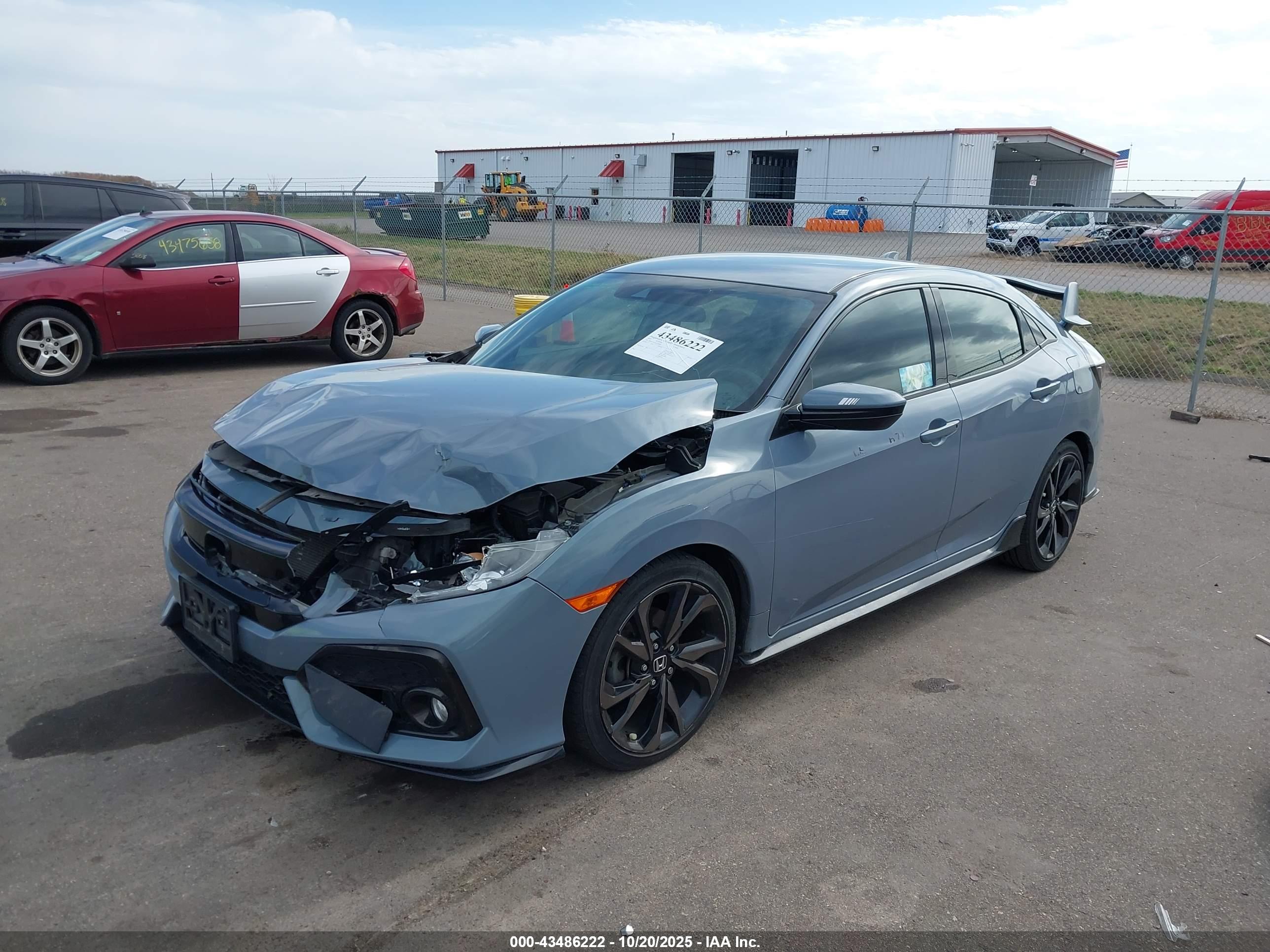 HONDA CIVIC image 2