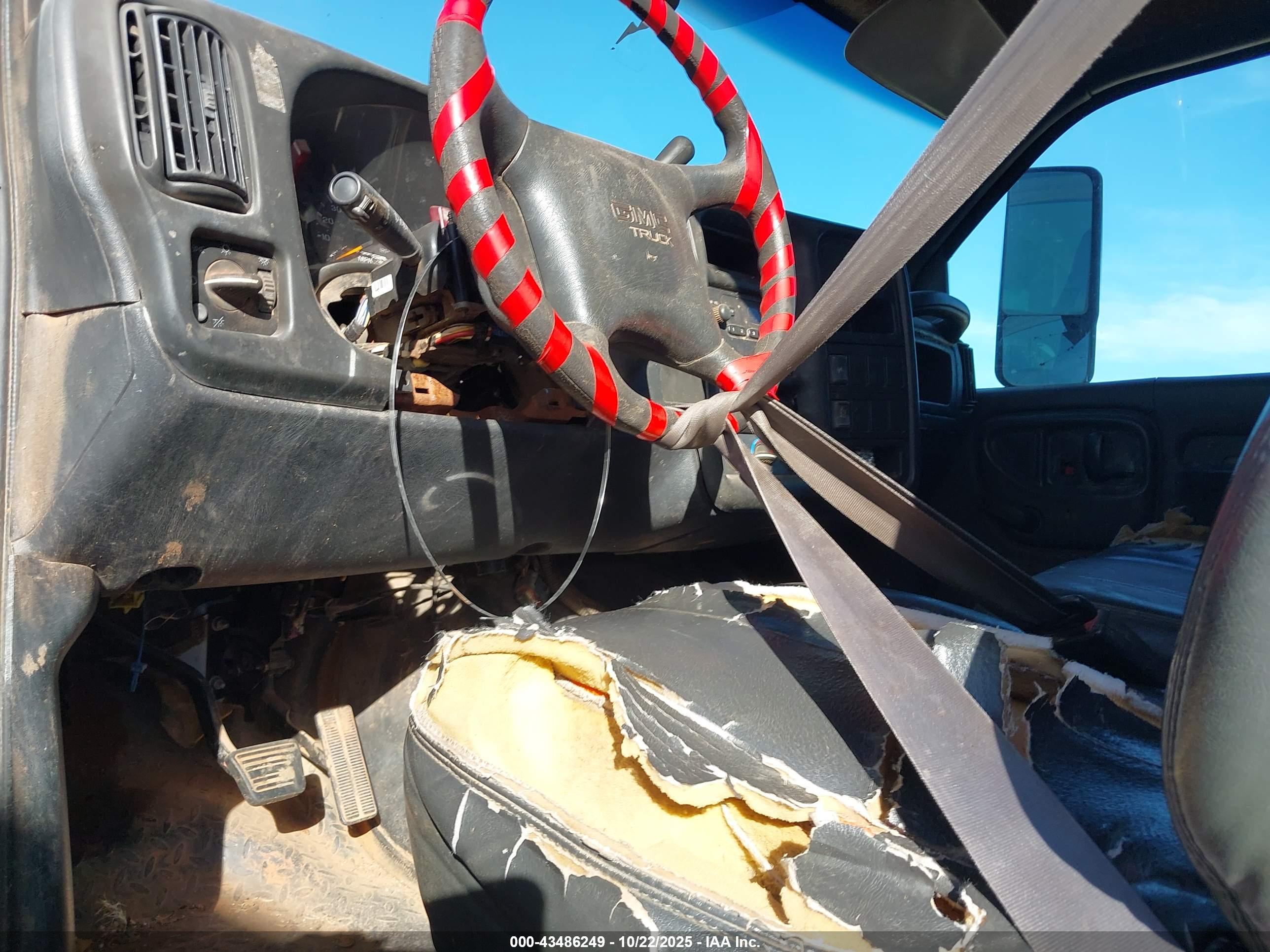 GMC C7500 image 8