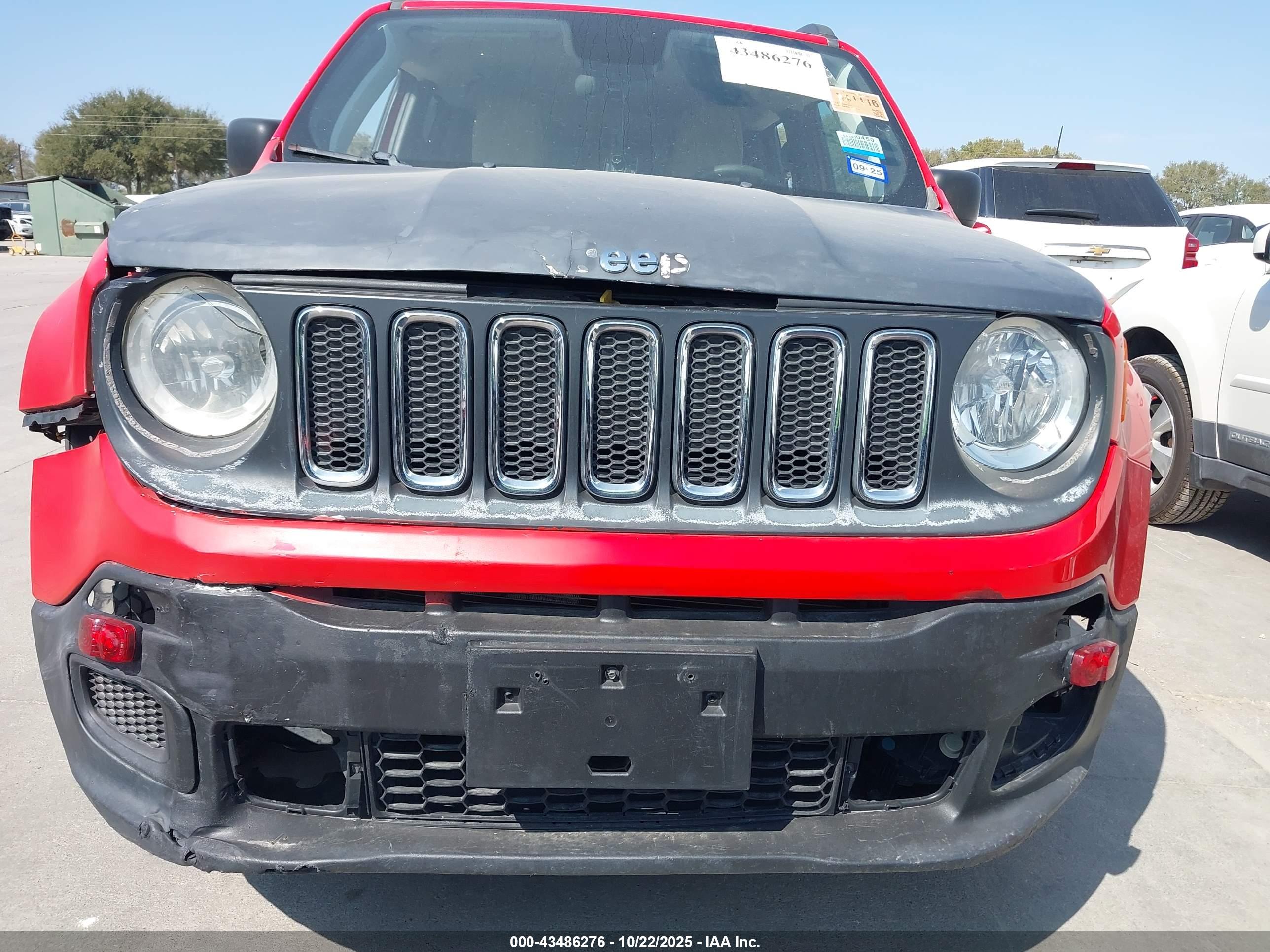 JEEP RENEGADE image 6