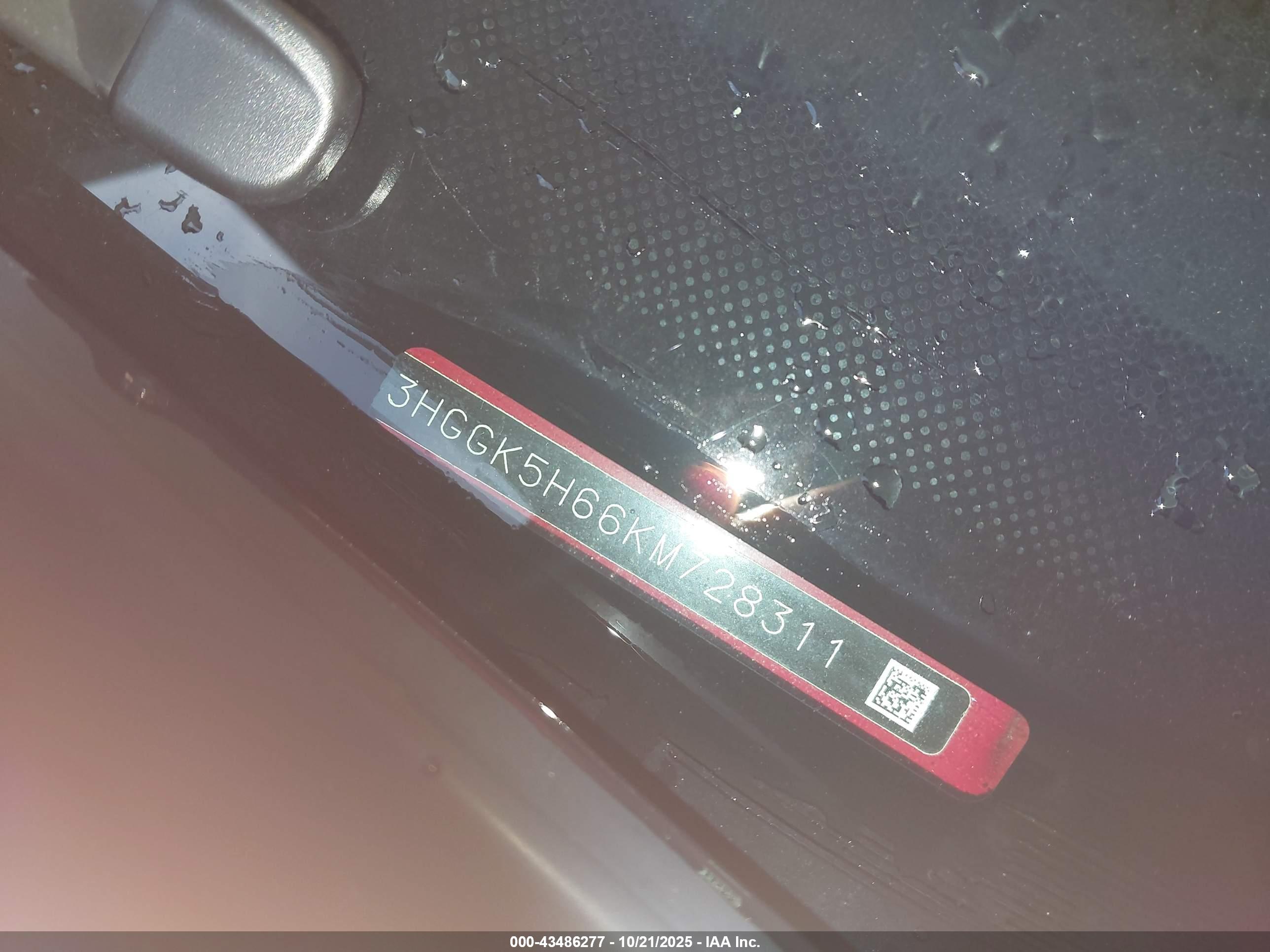 HONDA FIT image 9