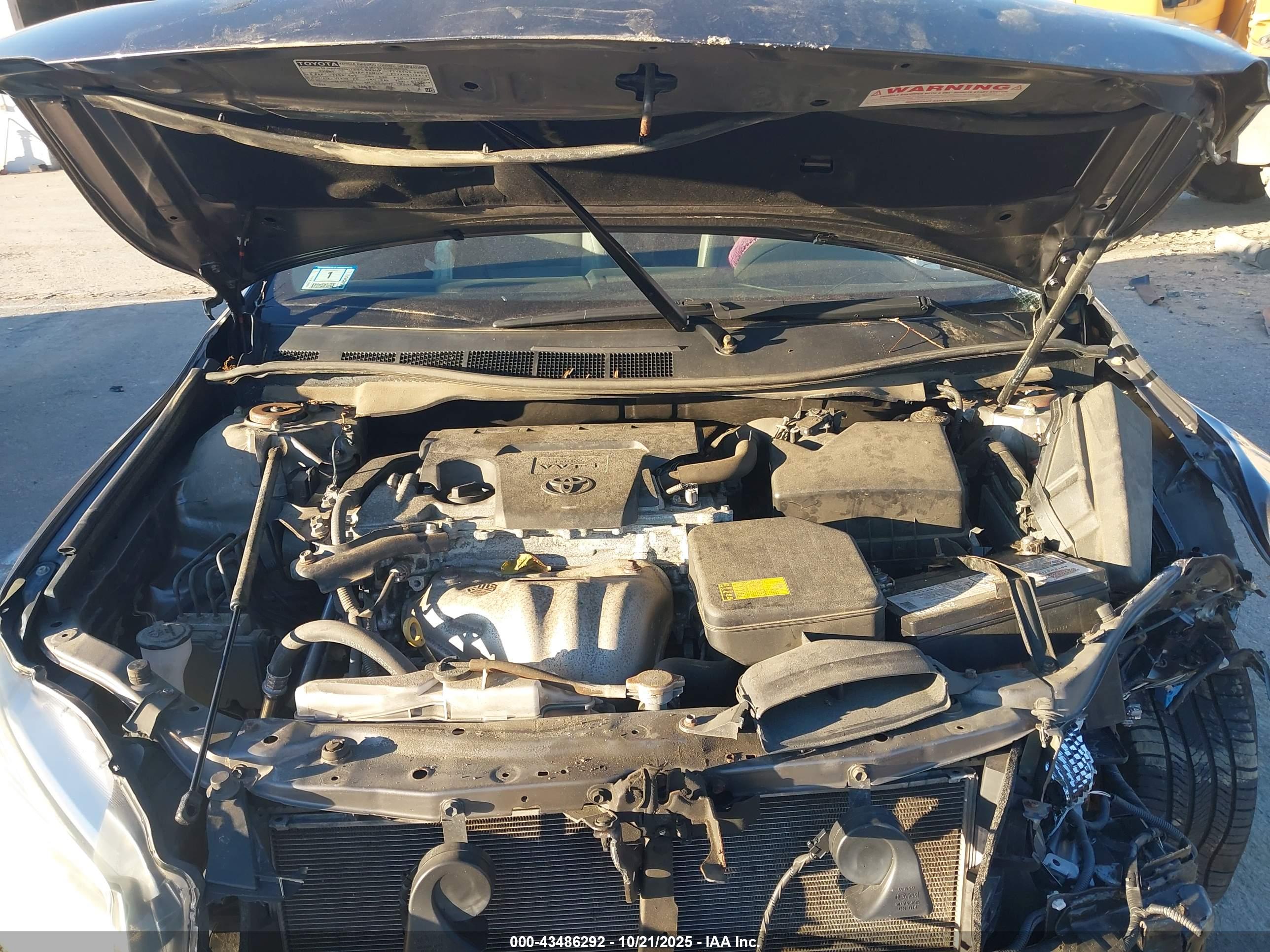 TOYOTA CAMRY image 10