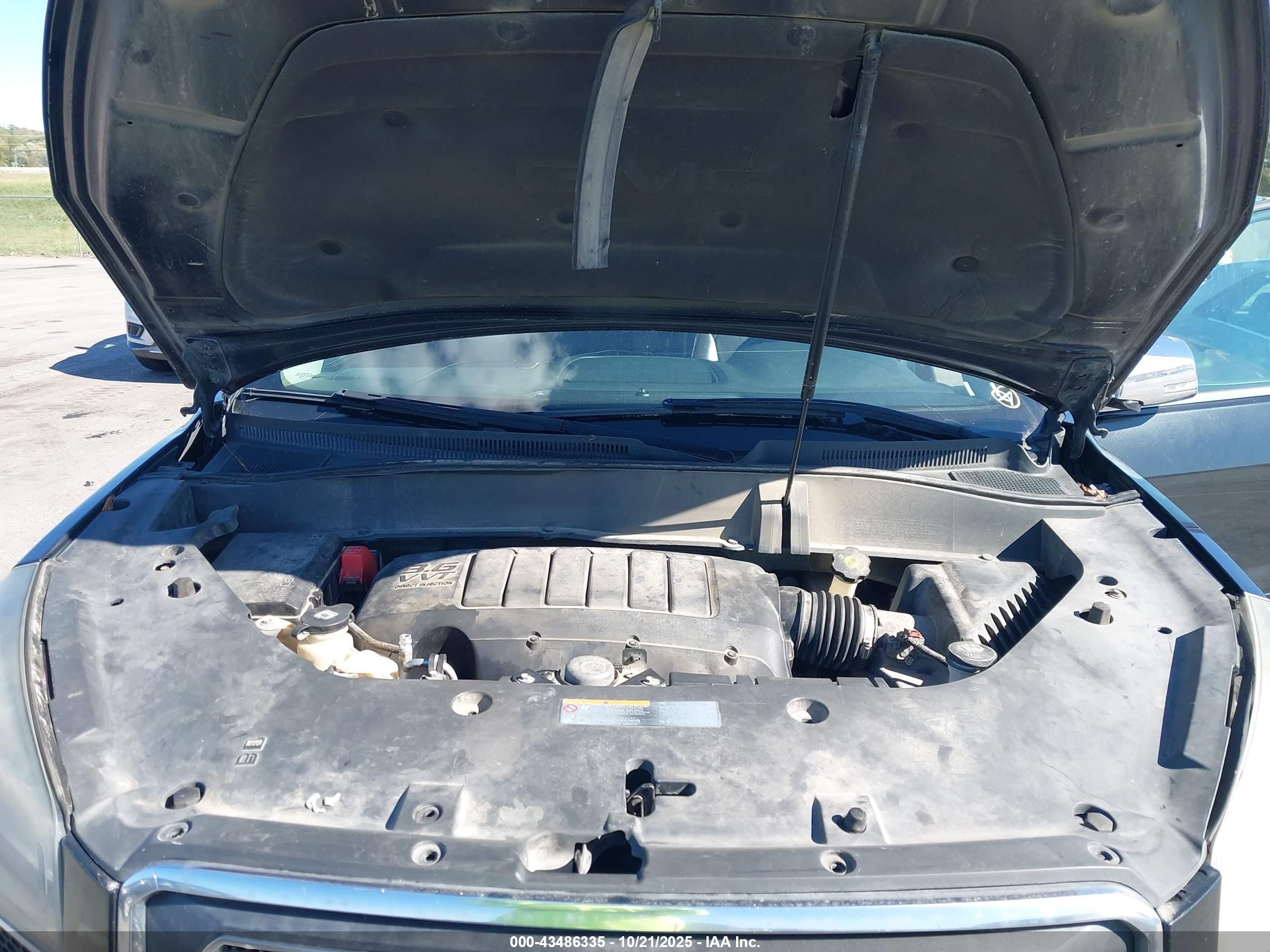 GMC ACADIA image 10