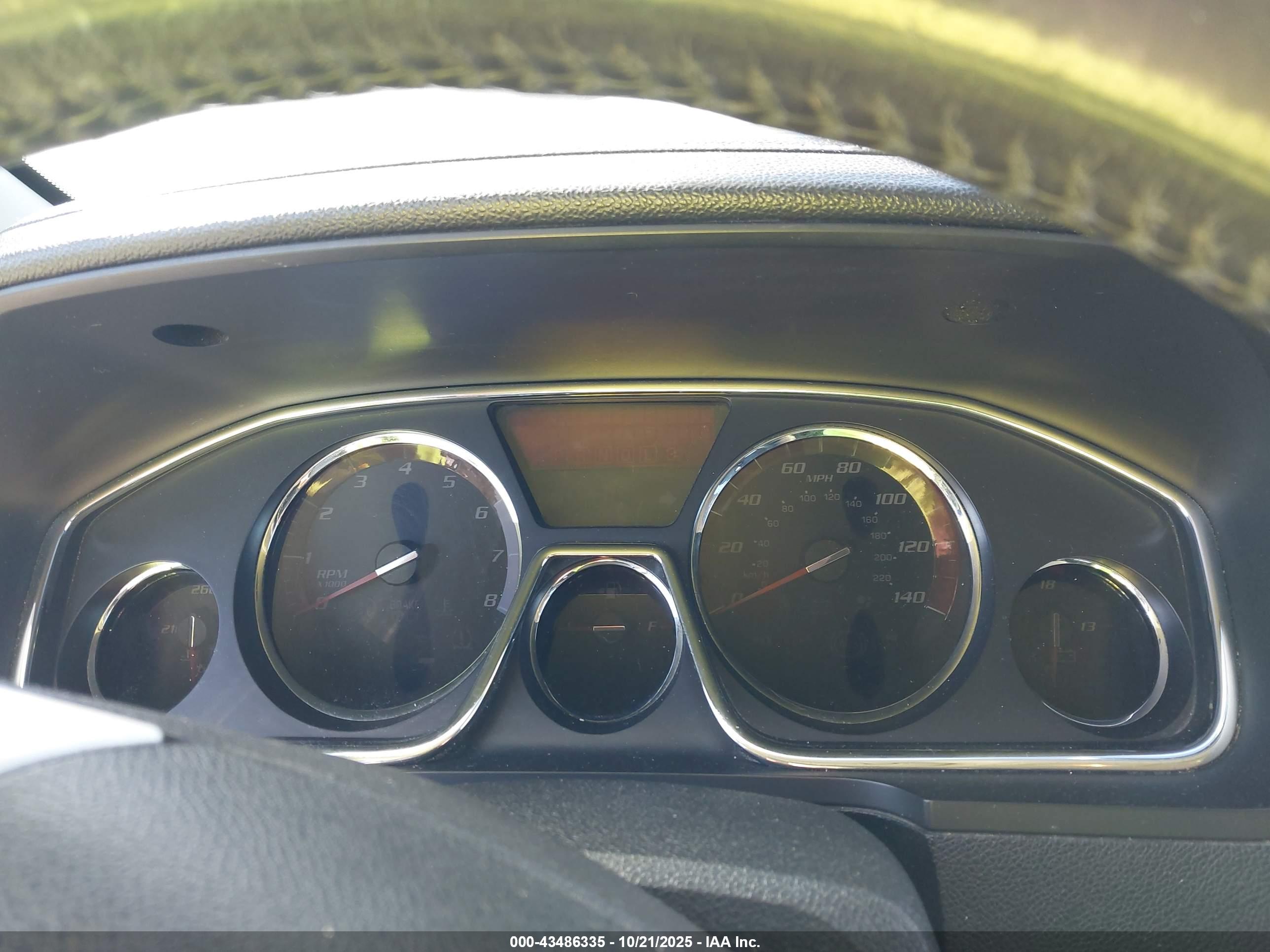 GMC ACADIA image 7