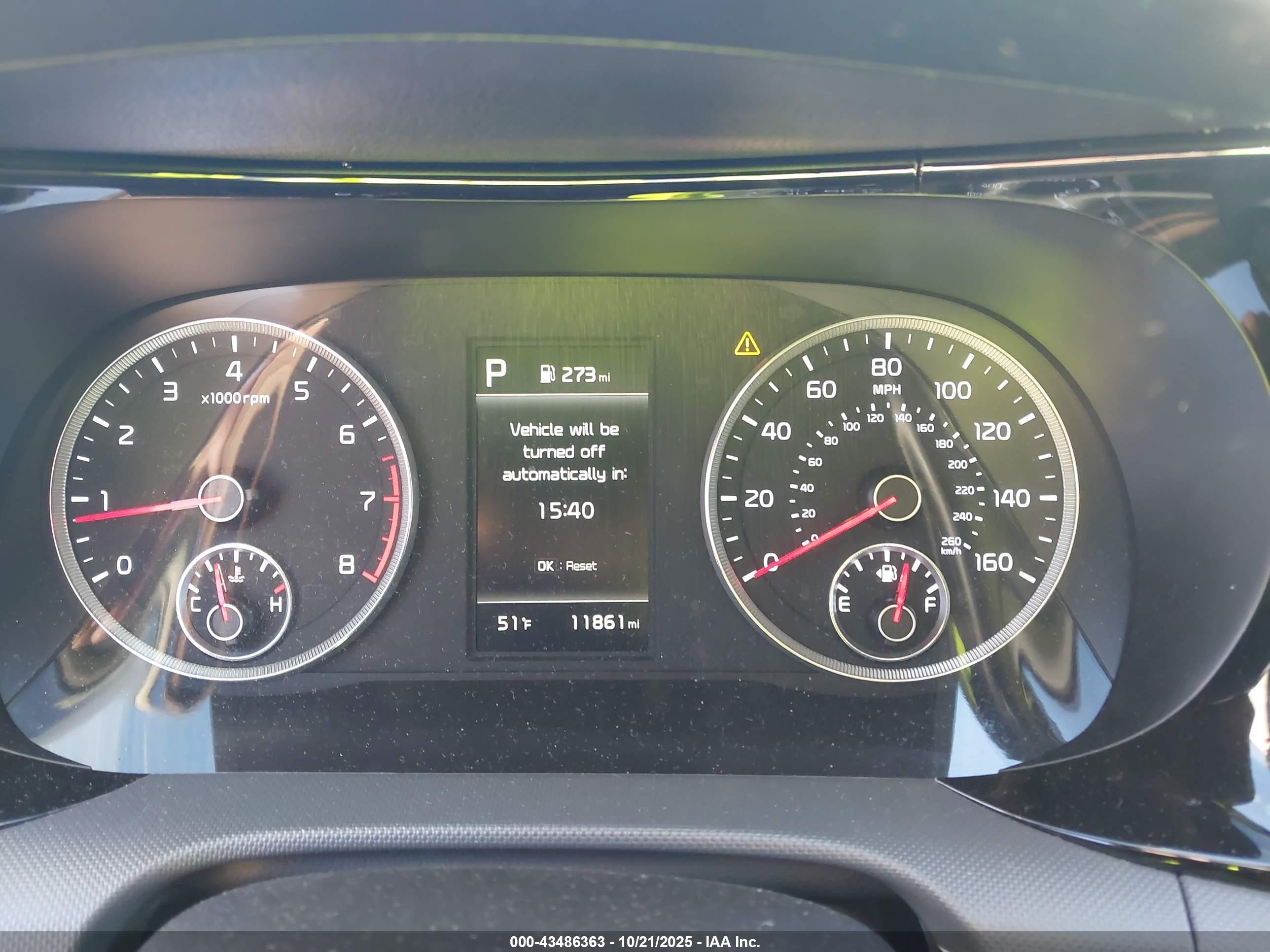 KIA K5 image 7