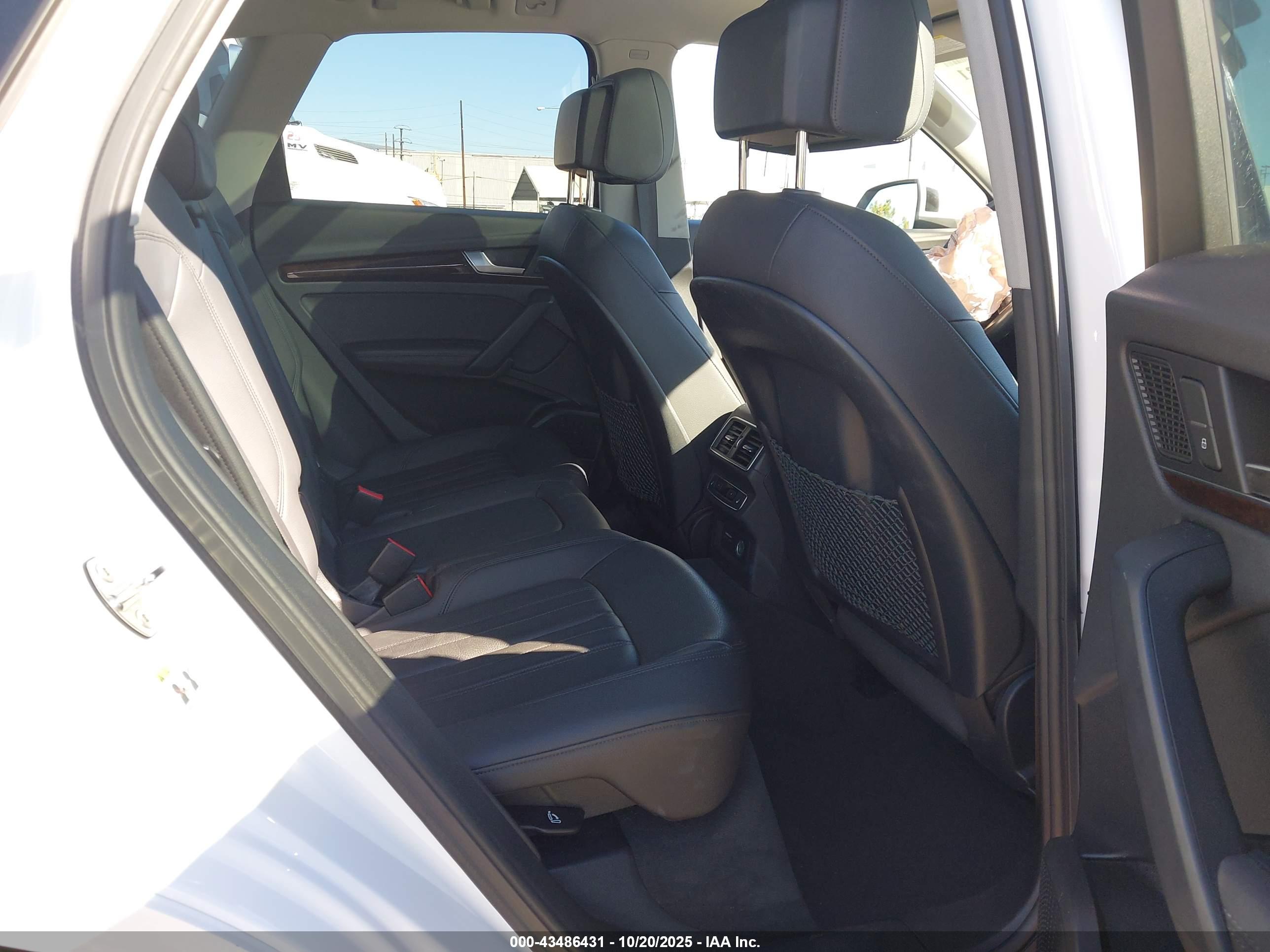 AUDI Q5 image 8