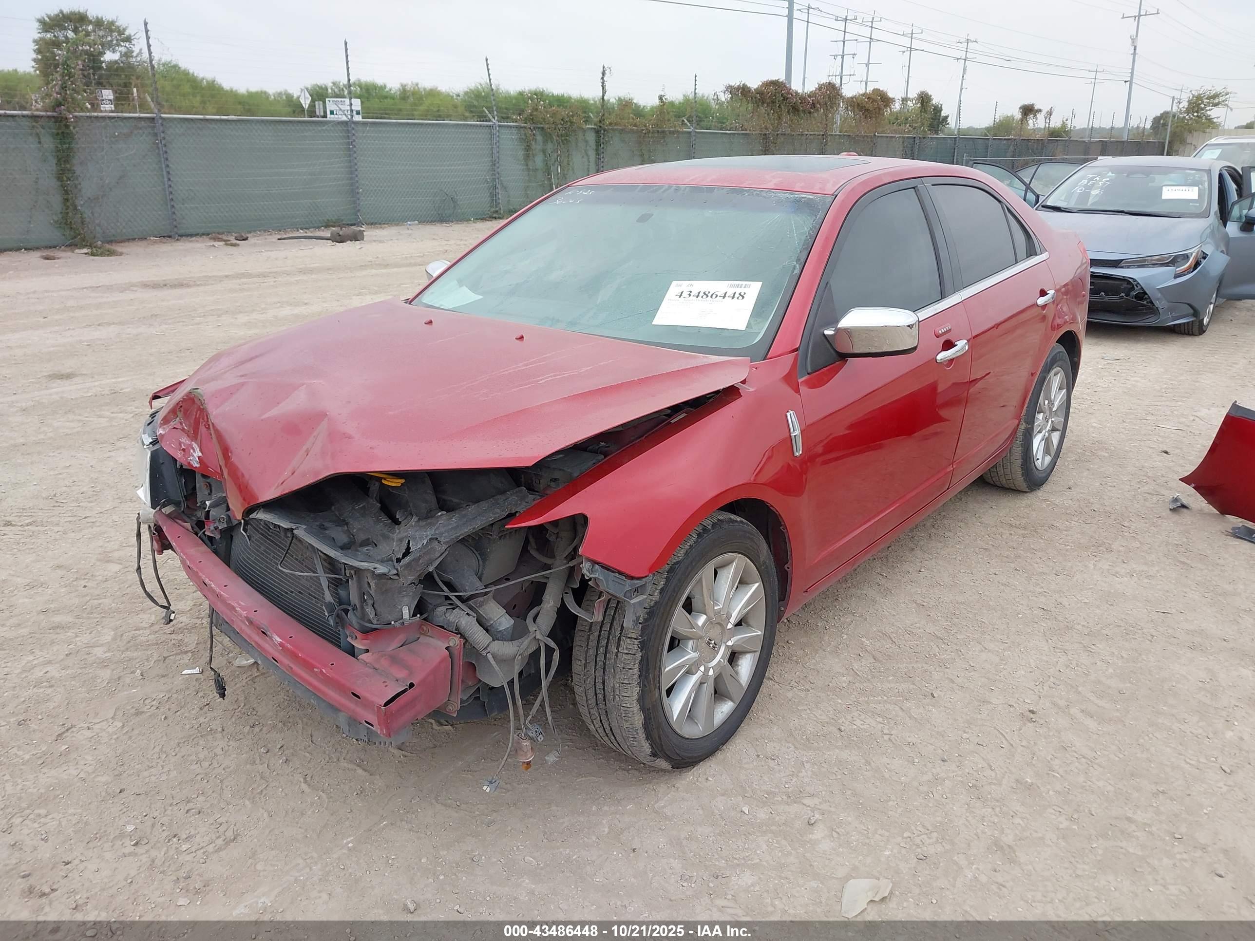 LINCOLN MKZ image 2