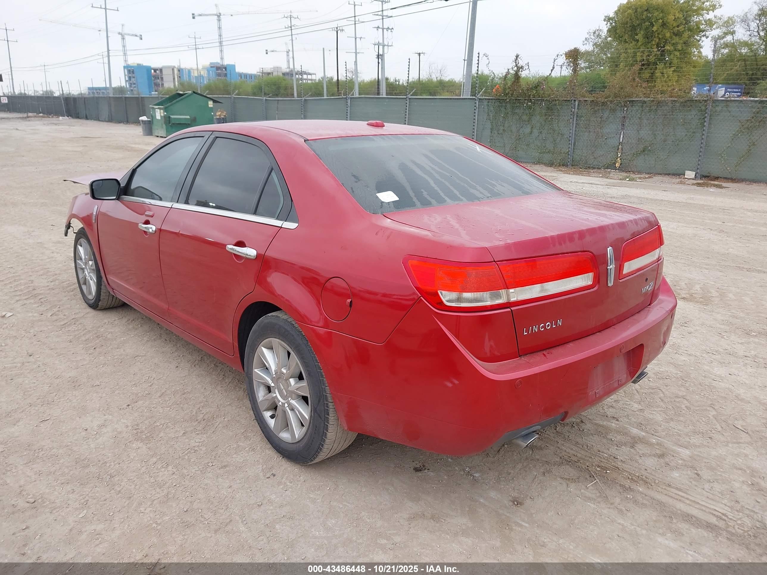 LINCOLN MKZ image 3