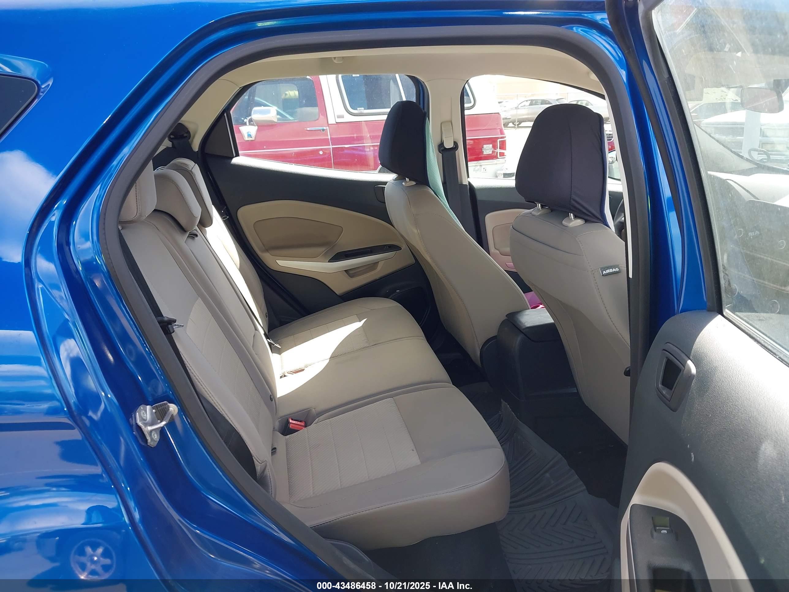 FORD ECOSPORT image 8