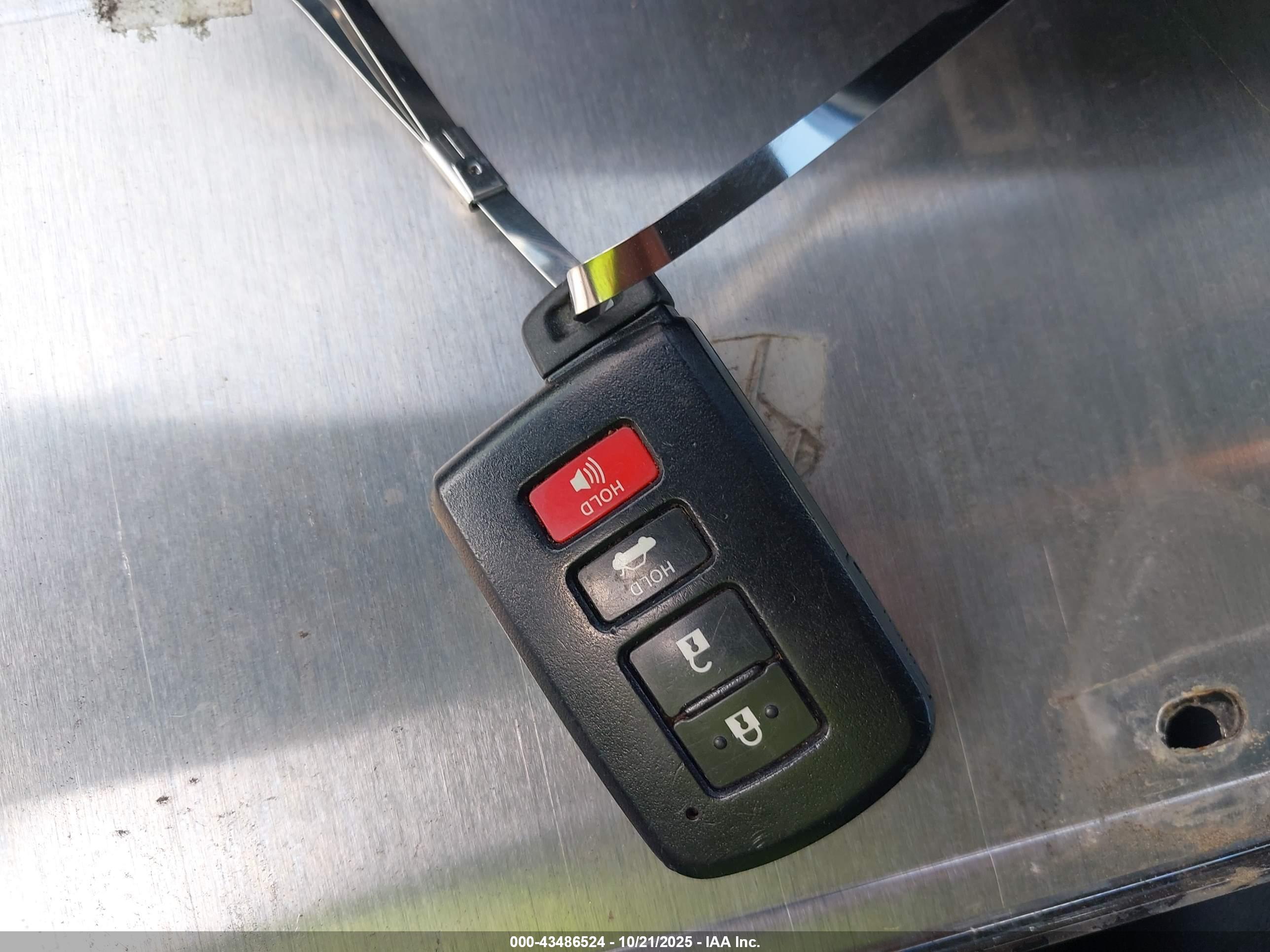 TOYOTA COROLLA image 11