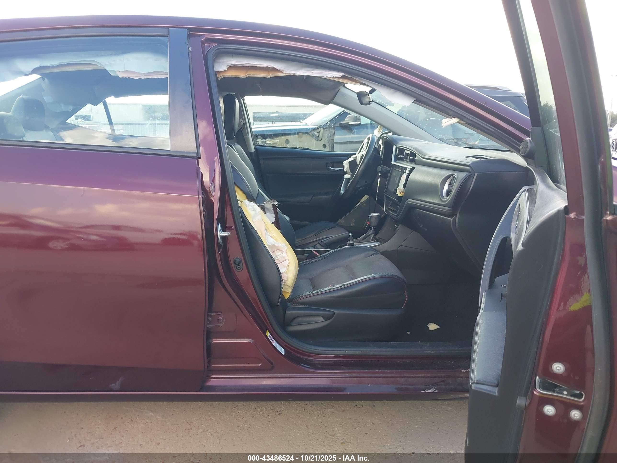 TOYOTA COROLLA image 5