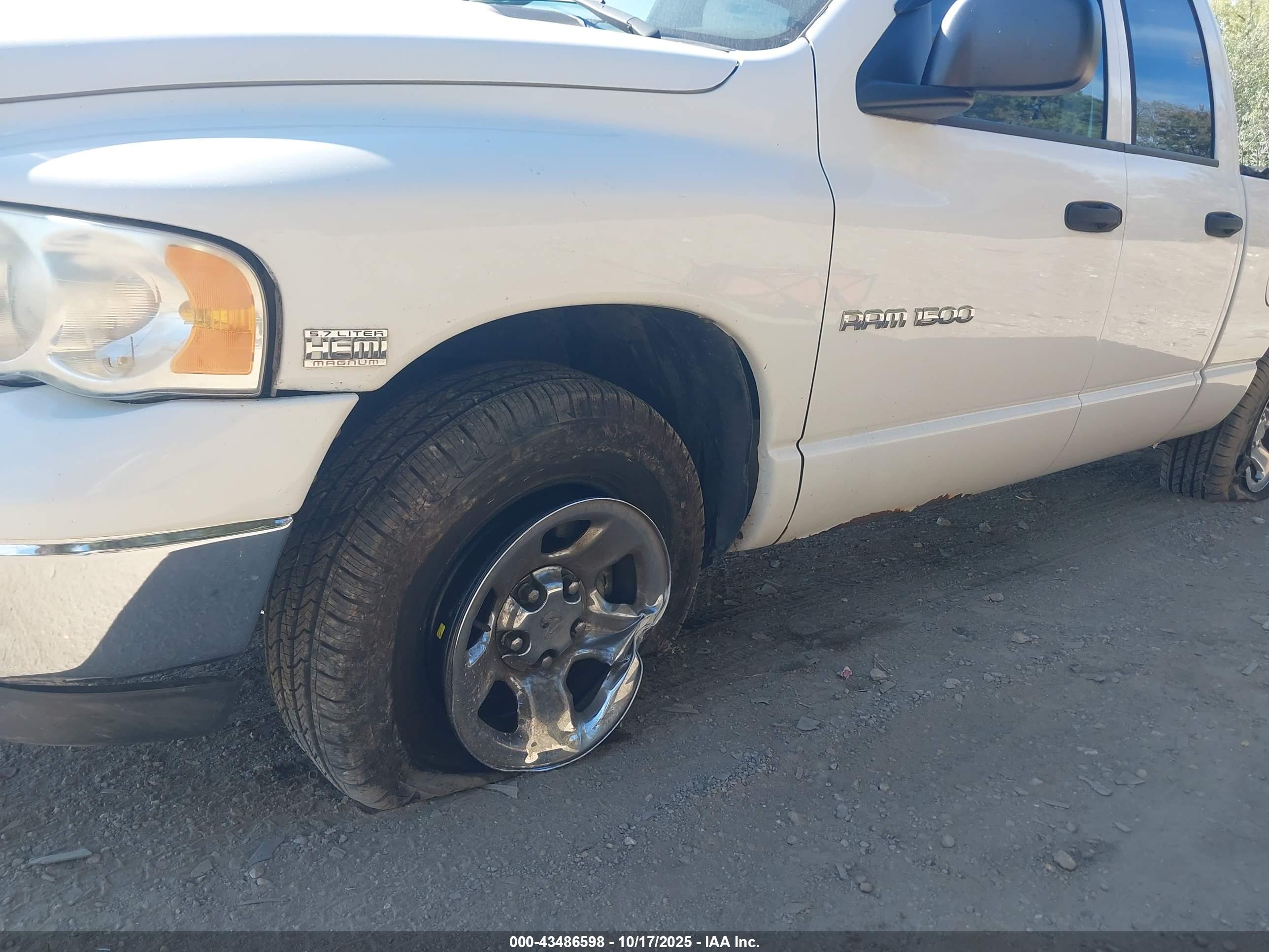 DODGE RAM image 6