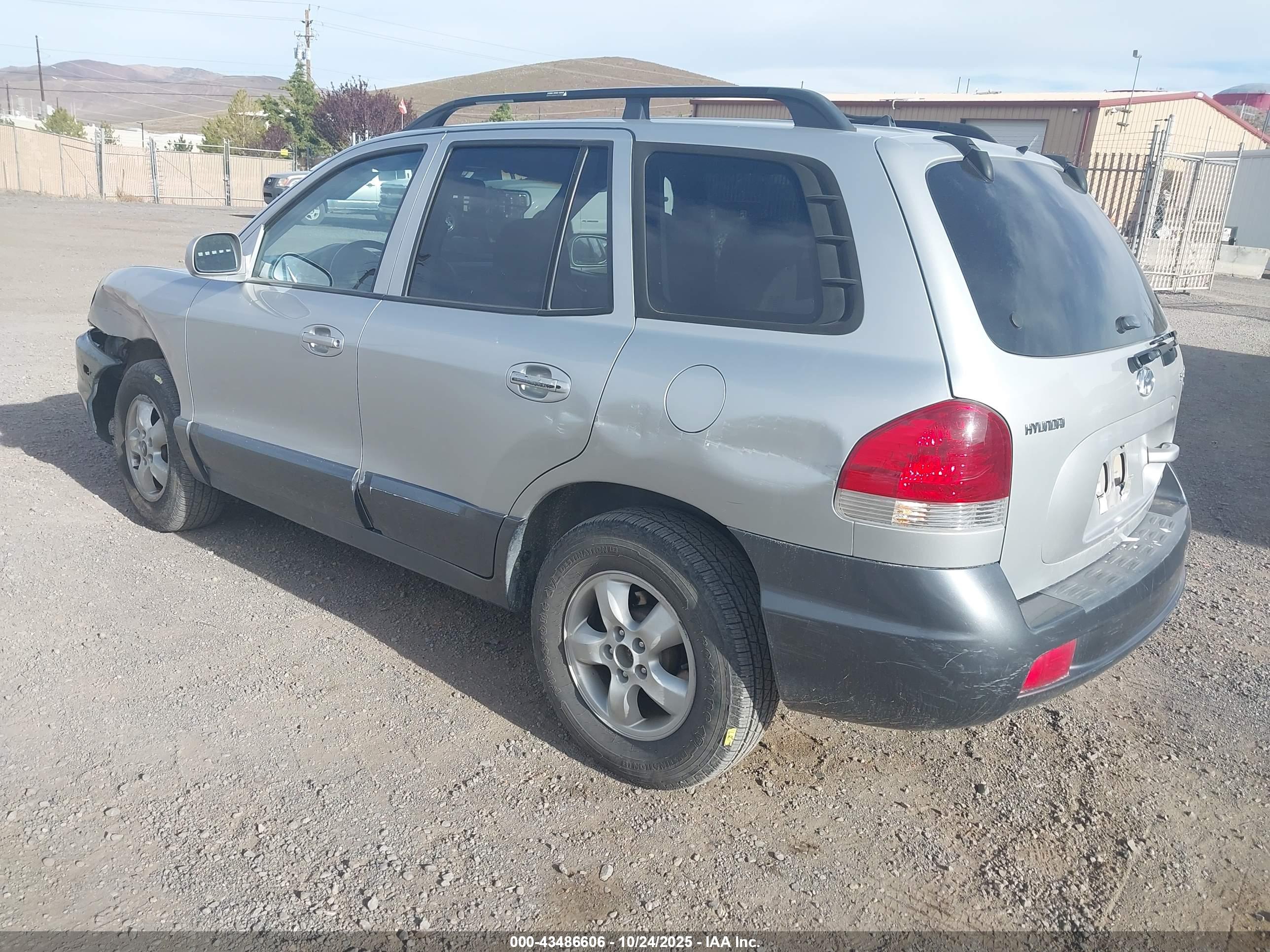 HYUNDAI SANTA image 3