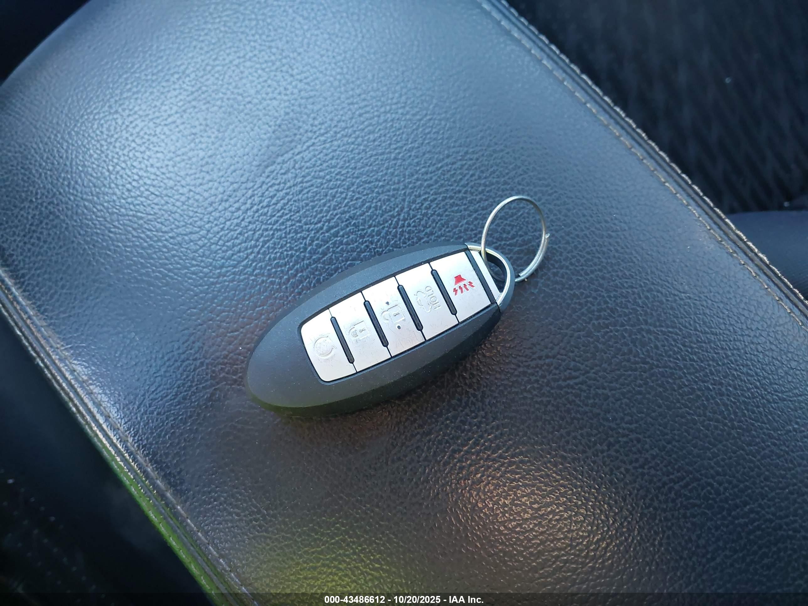 NISSAN ALTIMA image 11