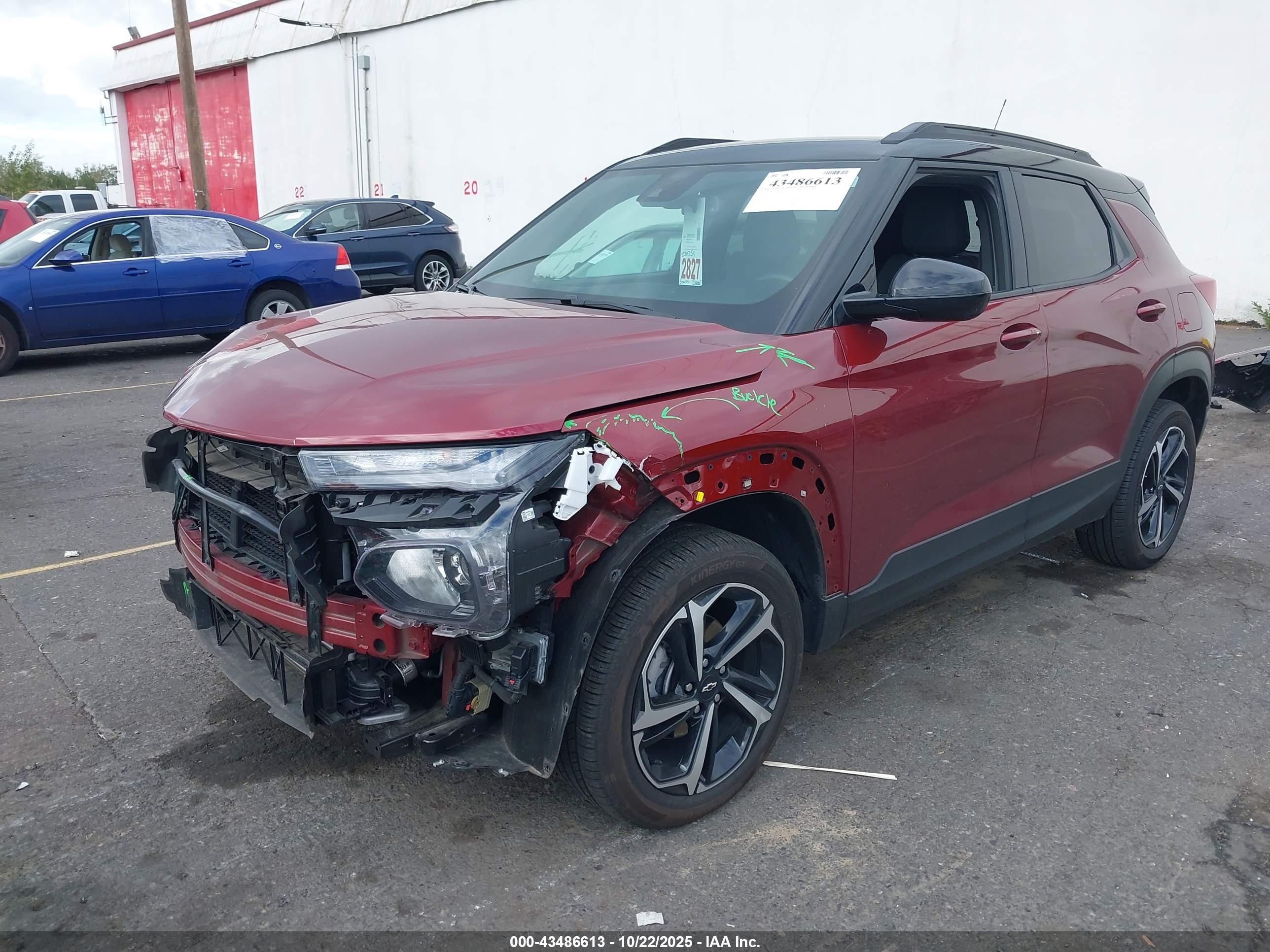 CHEVROLET TRAILBLAZER image 2