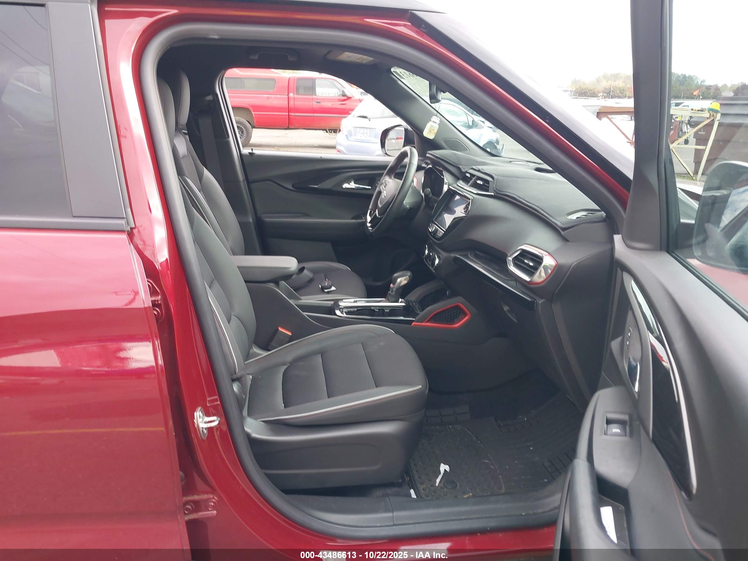 CHEVROLET TRAILBLAZER image 5