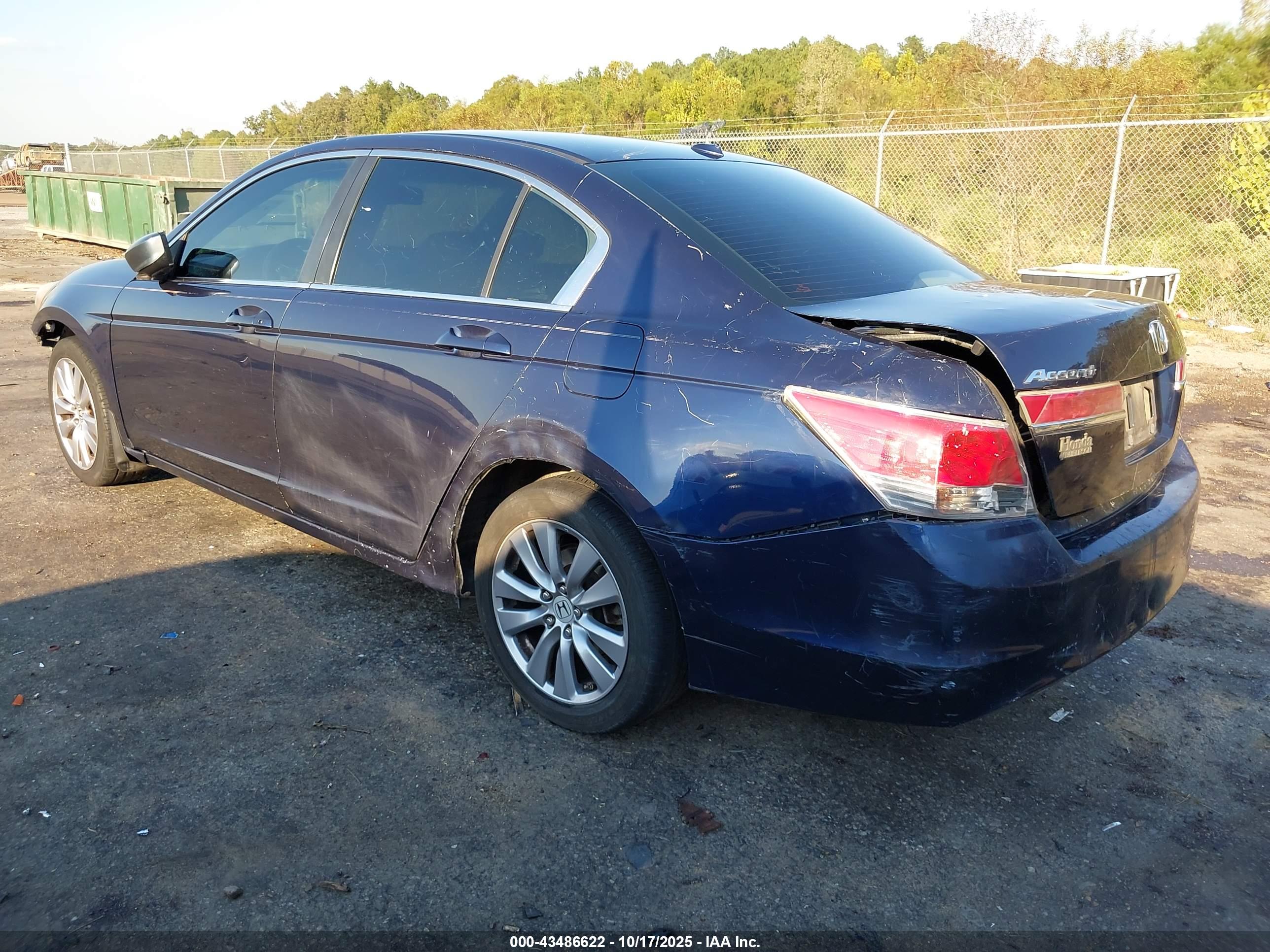 HONDA ACCORD image 3