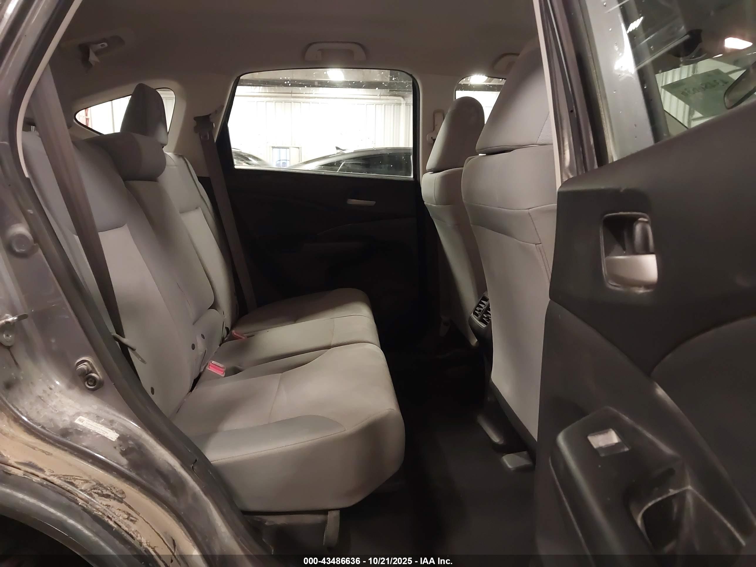 HONDA CR-V image 8